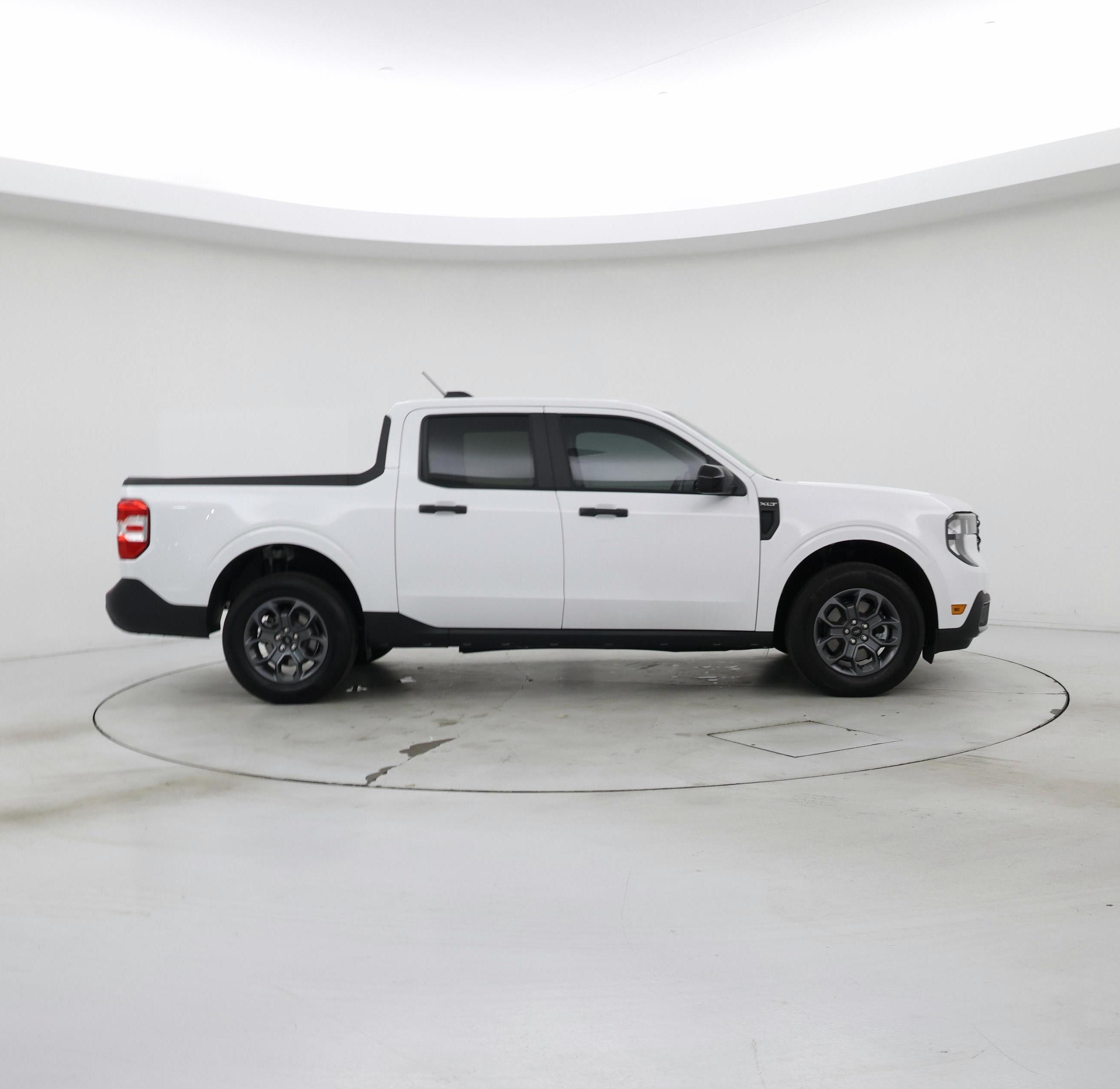 Thumbnail: 2025 Ford Maverick - 7