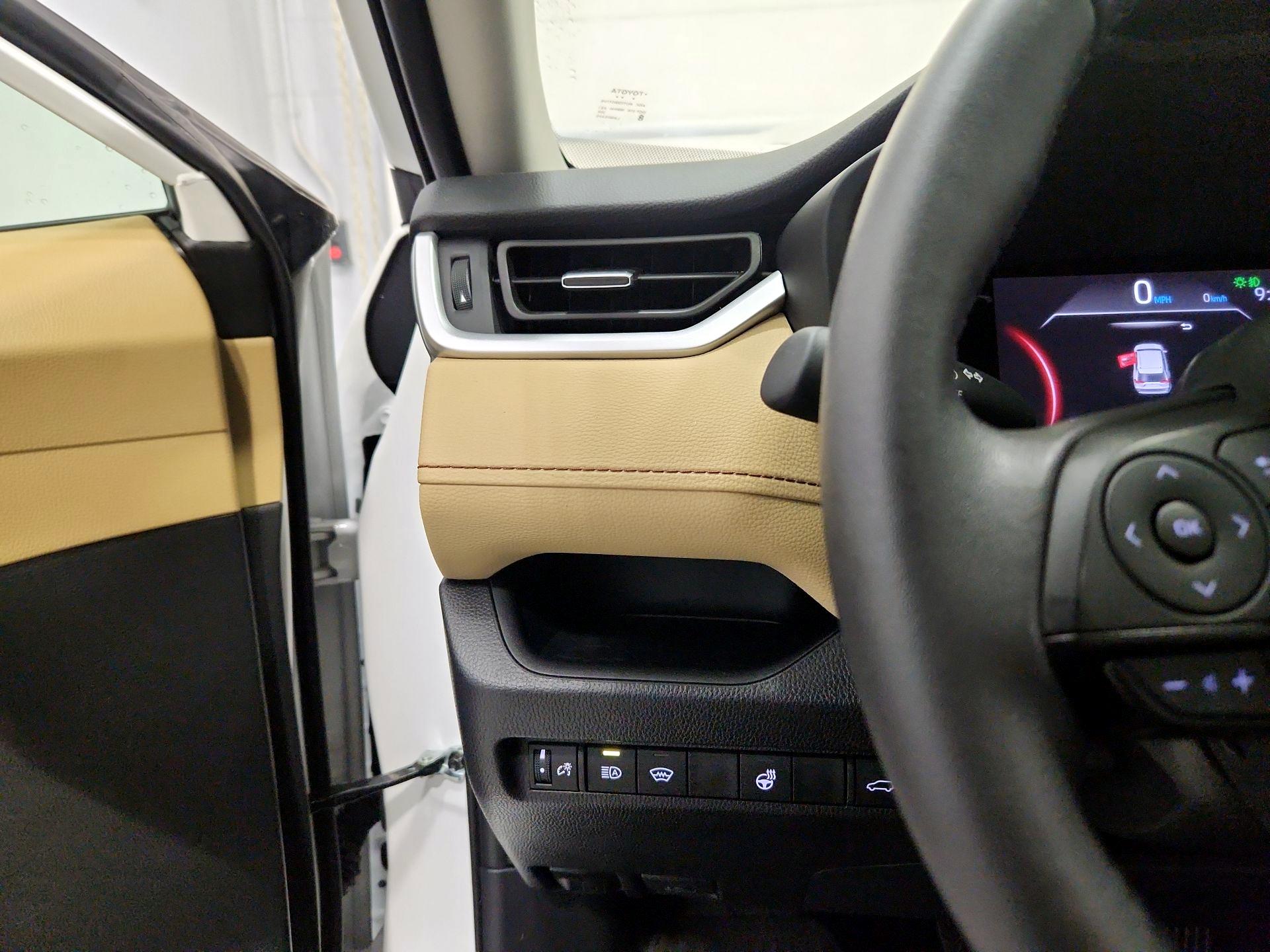 Thumbnail: 2025 Toyota RAV4 - 13