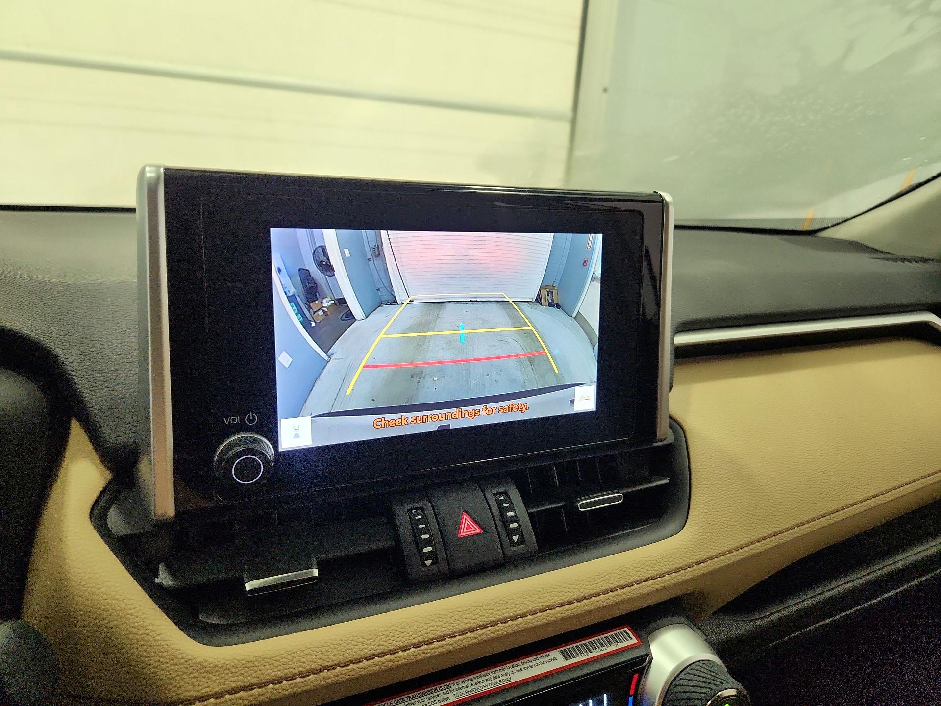 Thumbnail: 2025 Toyota RAV4 - 15