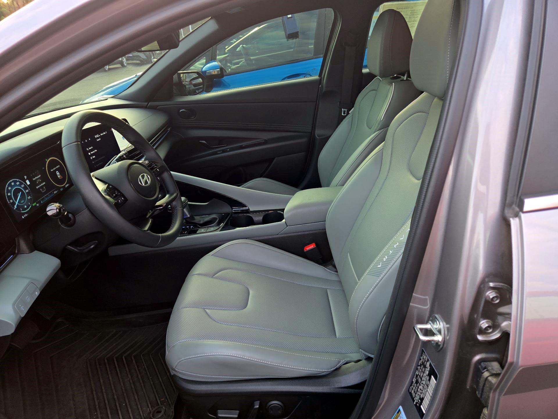 Thumbnail: 2024 Hyundai Elantra - 9