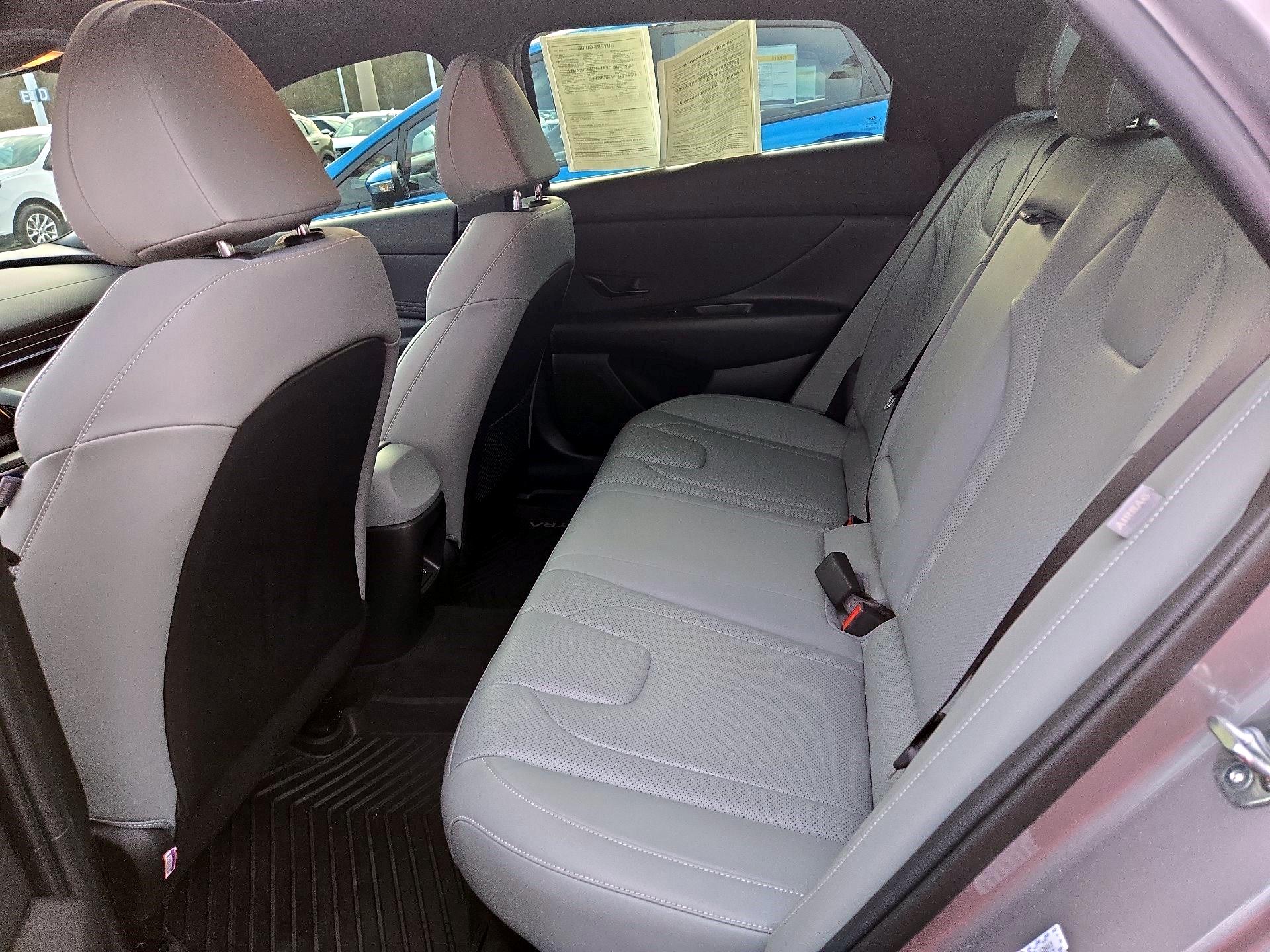 Thumbnail: 2024 Hyundai Elantra - 18