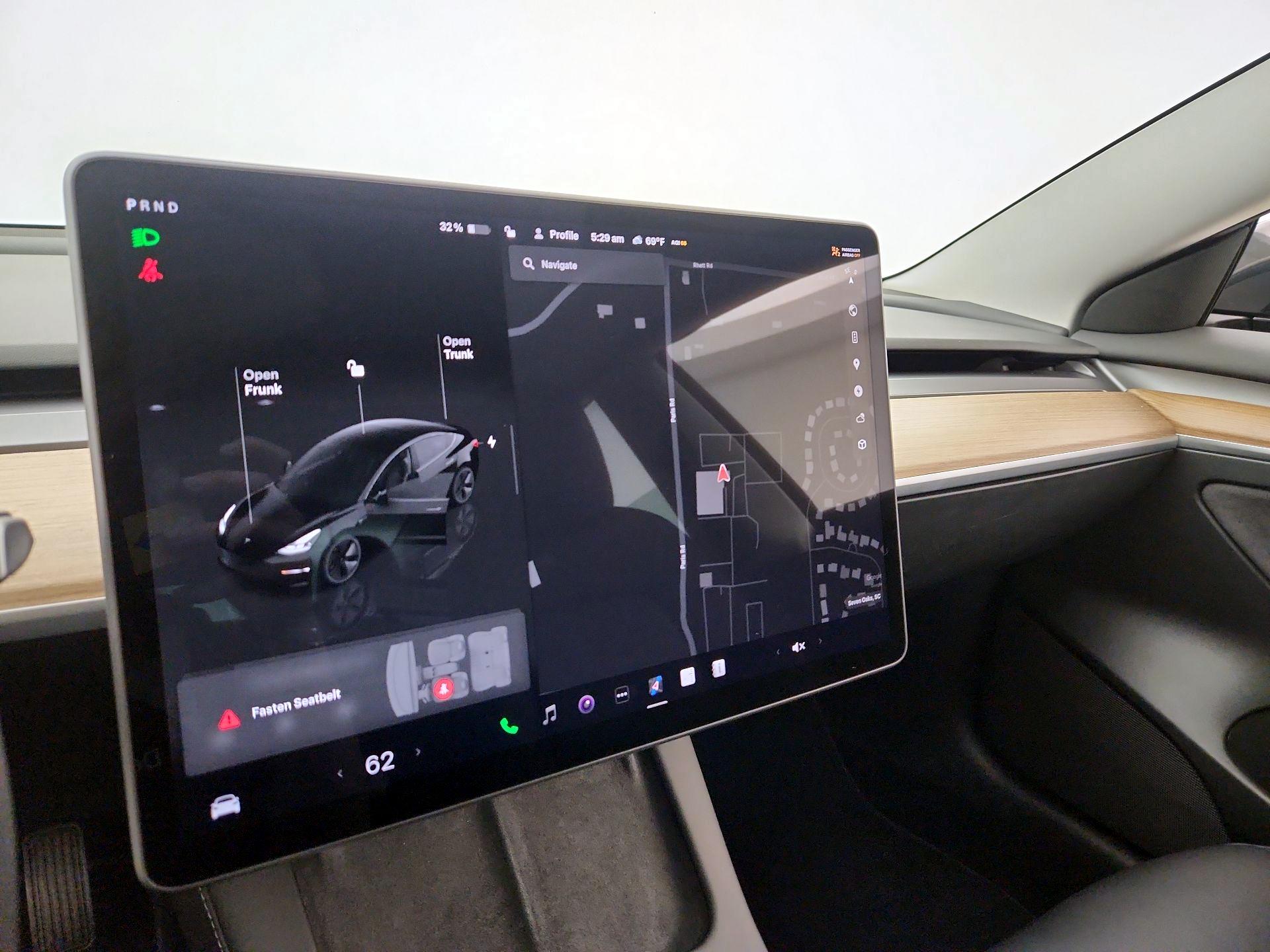 Thumbnail: 2023 Tesla Model 3 - 14