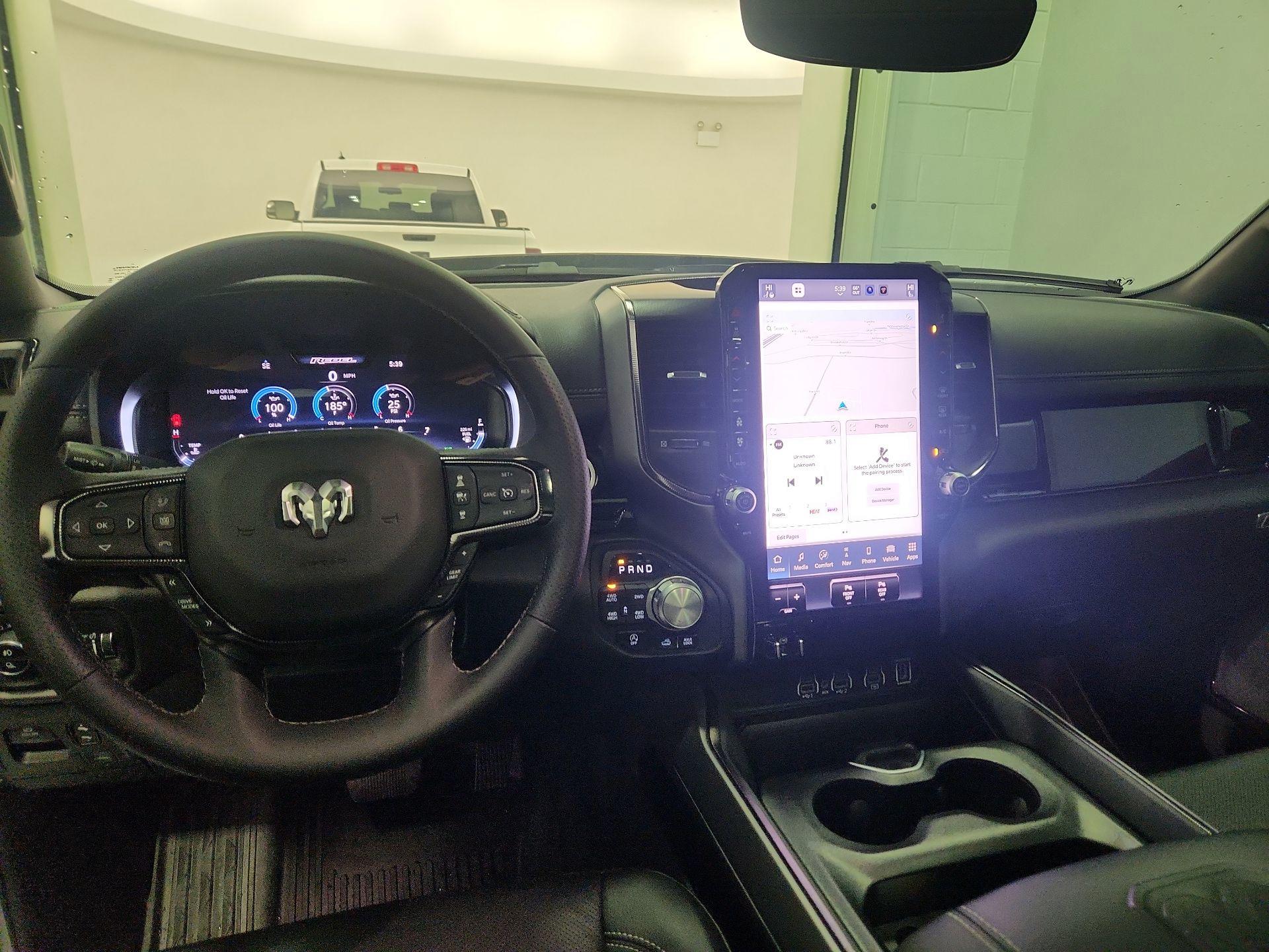 Thumbnail: 2025 RAM 1500 - 9