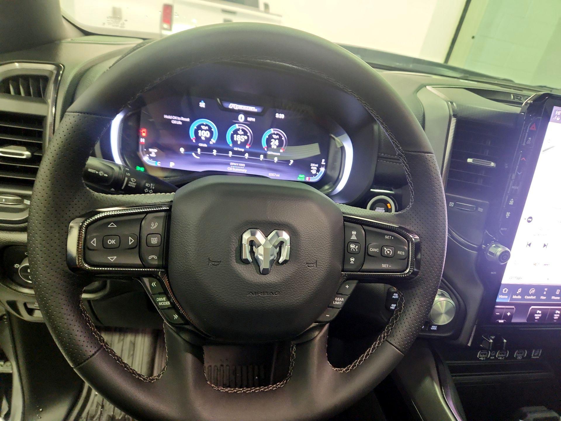 Thumbnail: 2025 RAM 1500 - 10