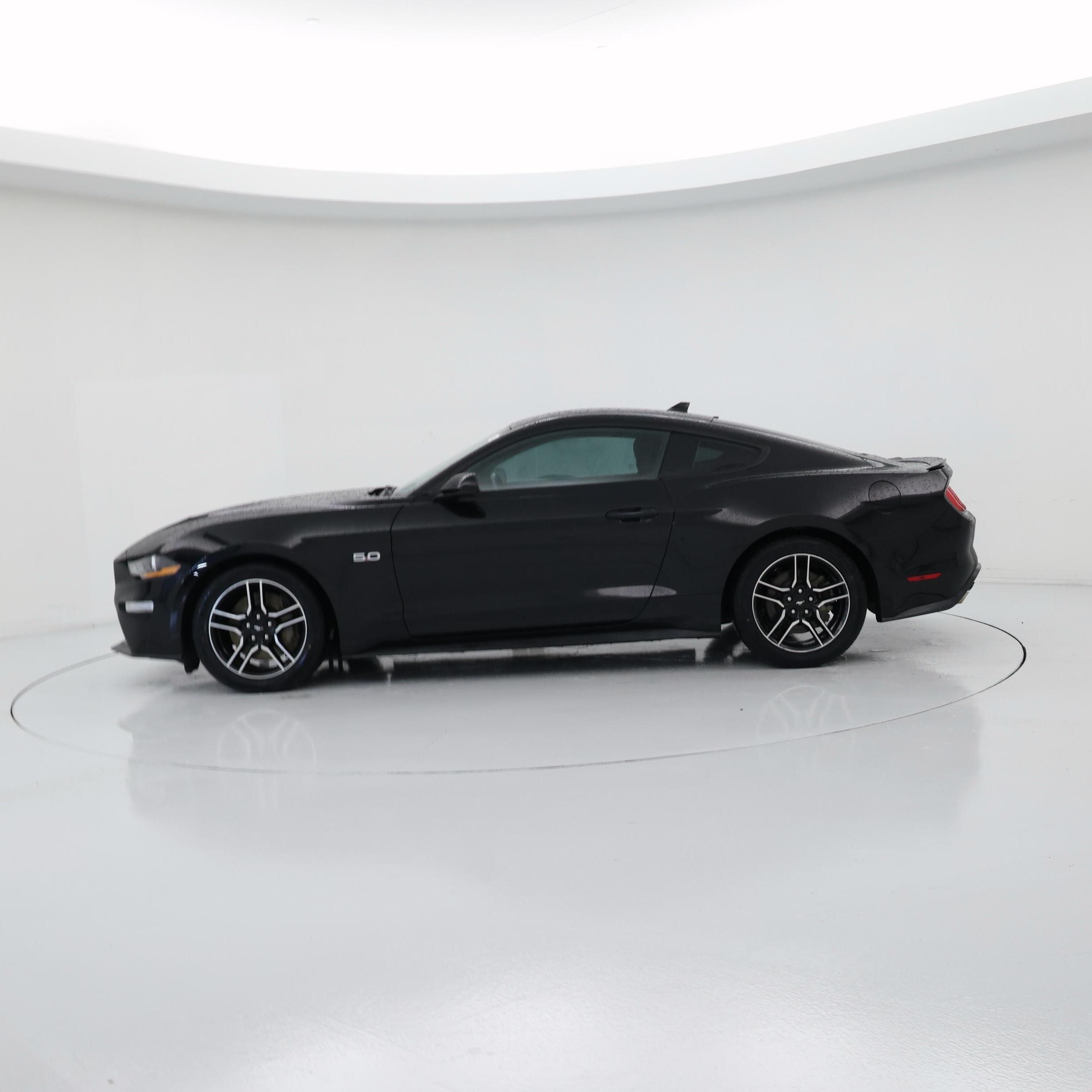 Thumbnail: 2020 Ford Mustang - 3