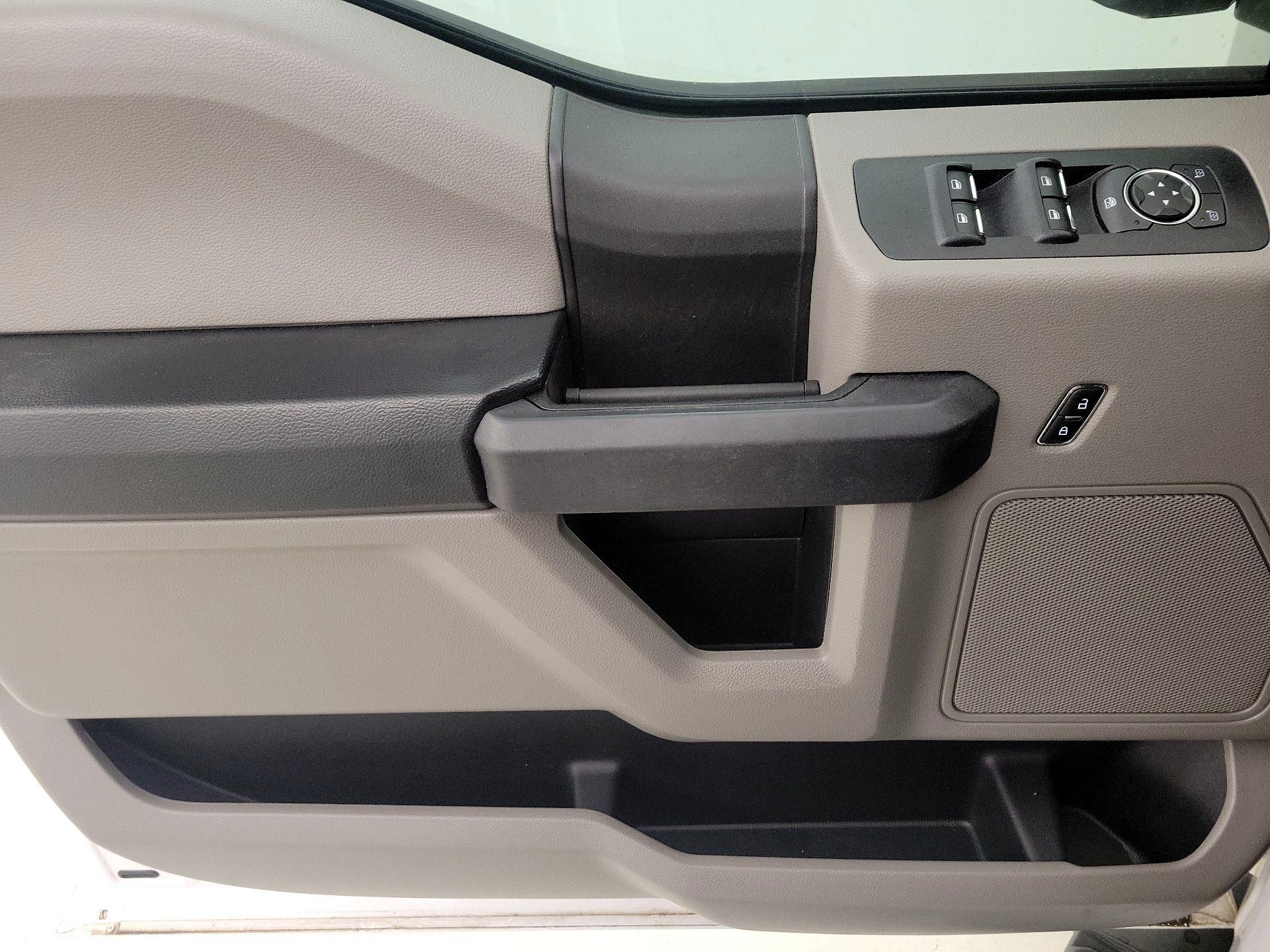 Thumbnail: 2016 Ford F-150 - 12