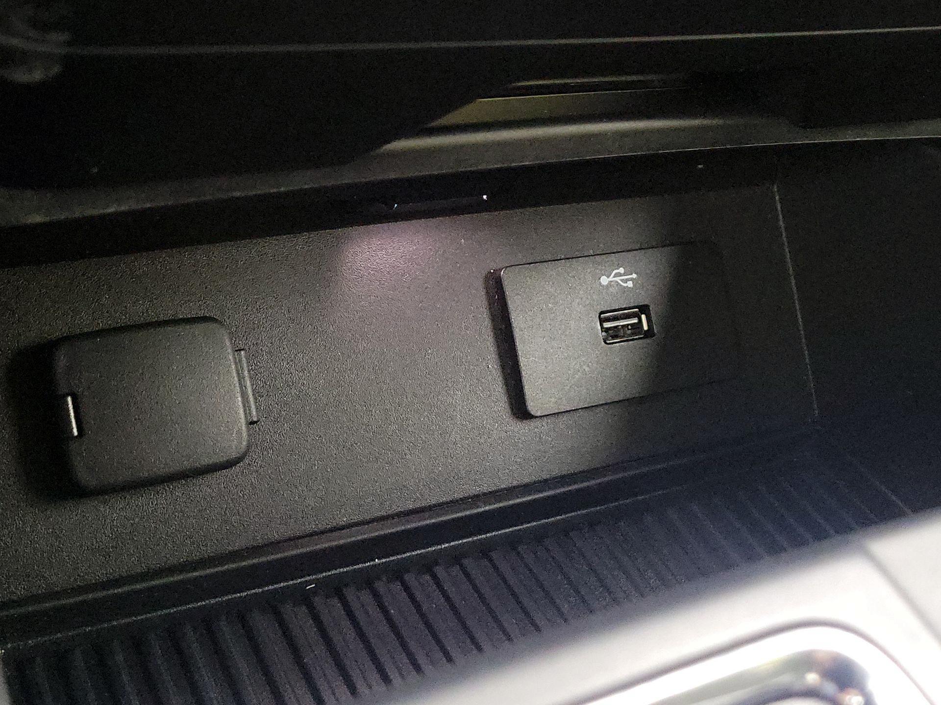 Thumbnail: 2016 Ford F-150 - 18