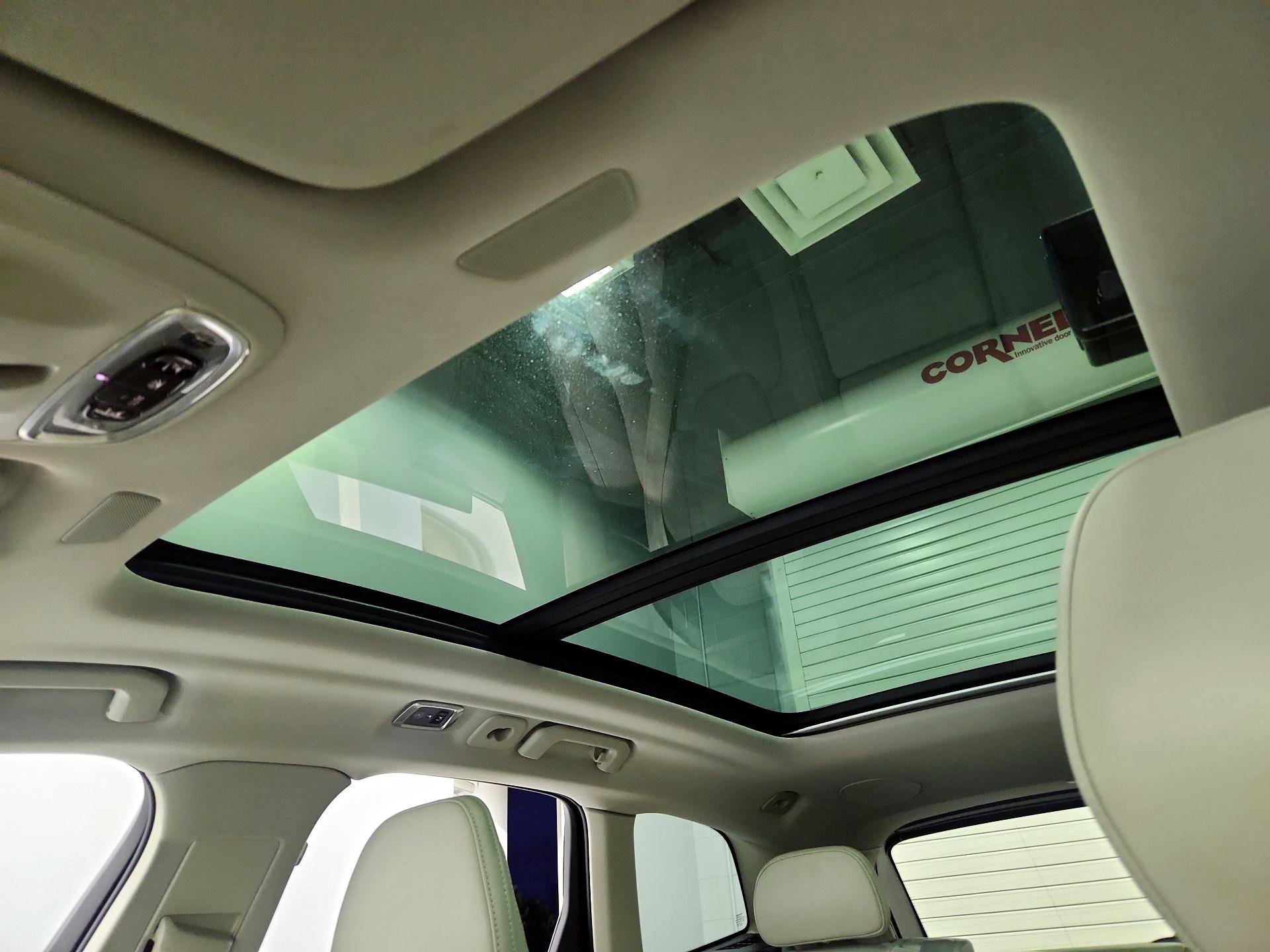 Thumbnail: 2021 Volvo XC60 - 20