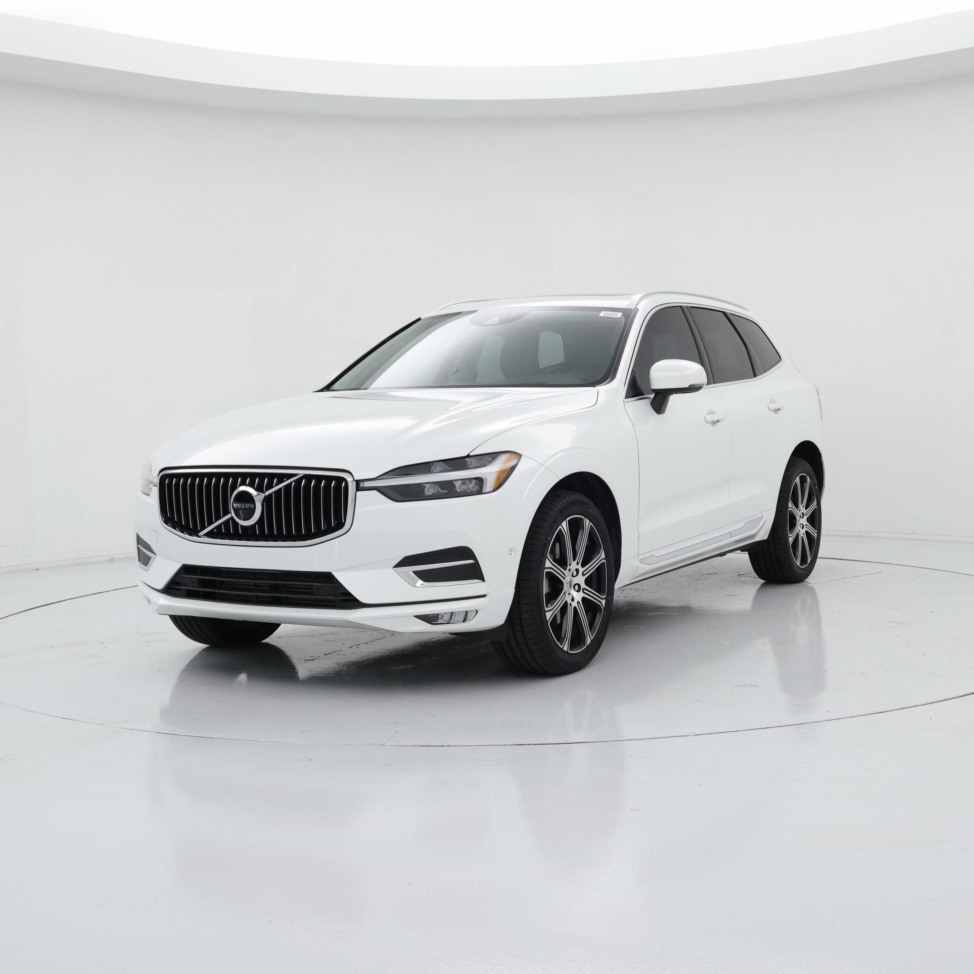 Thumbnail: 2021 Volvo XC60 - 4