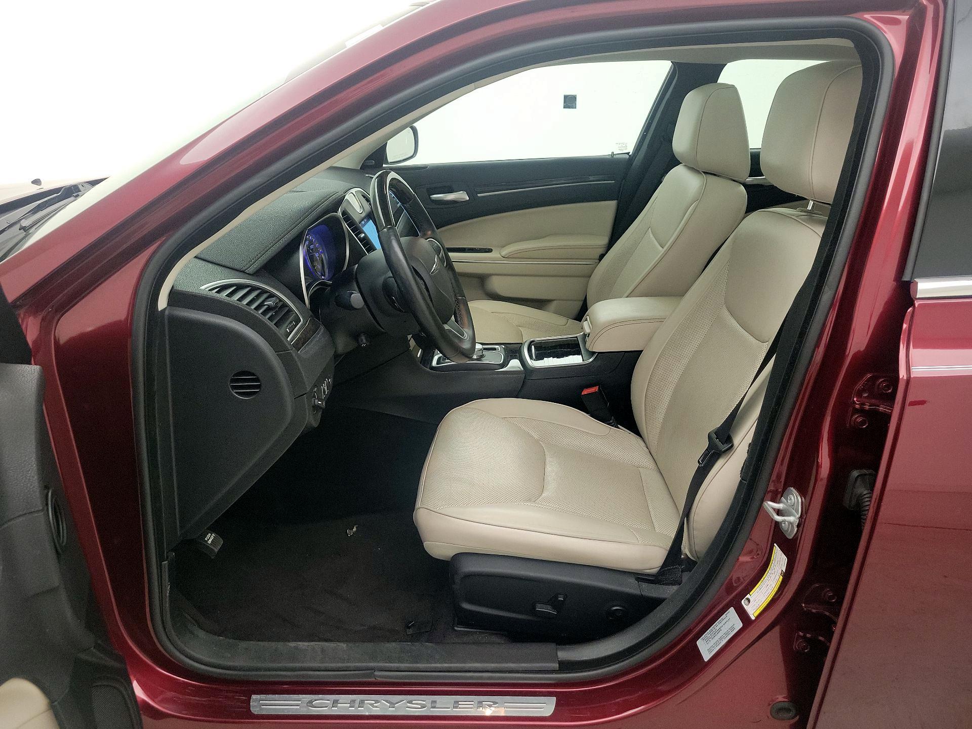 Thumbnail: 2017 Chrysler 300 - 11