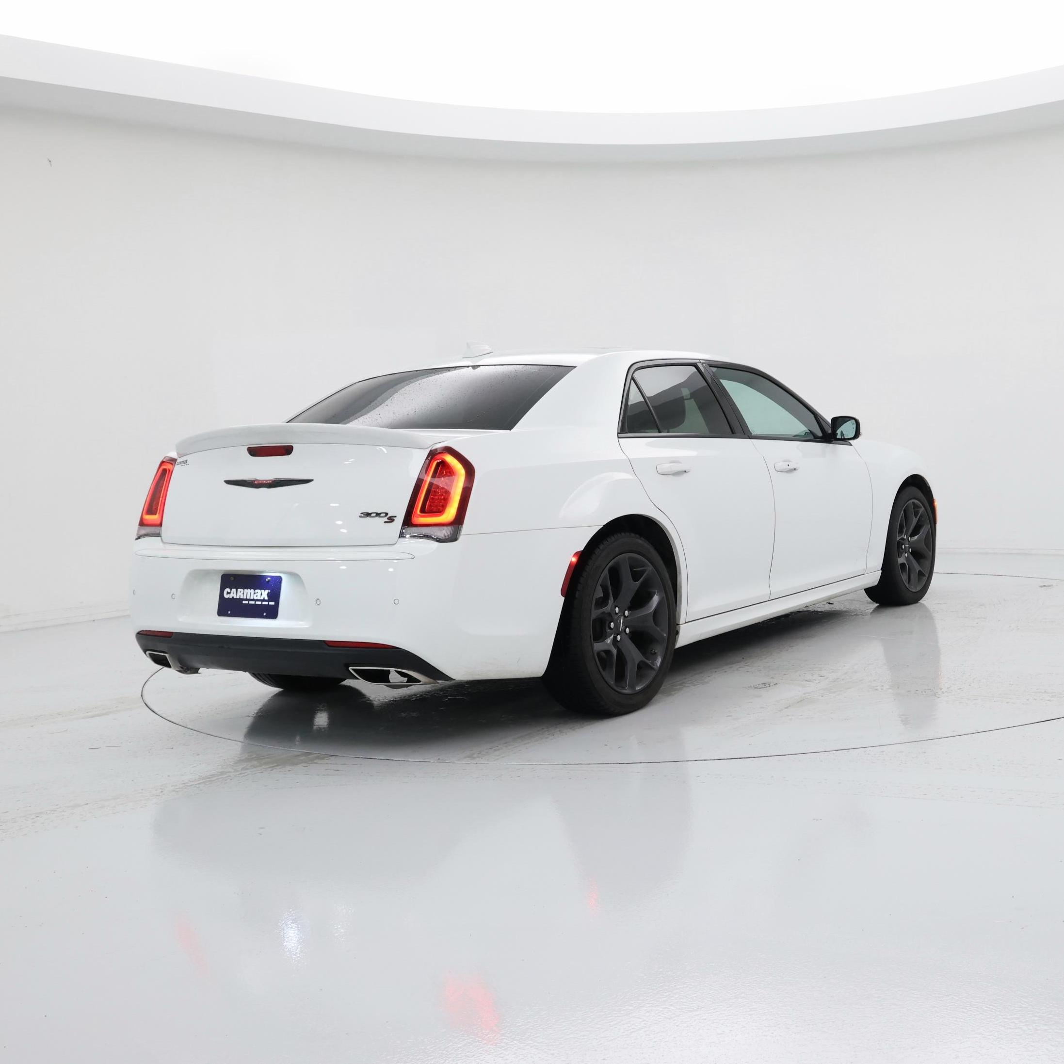 Thumbnail: 2023 Chrysler 300 - 8