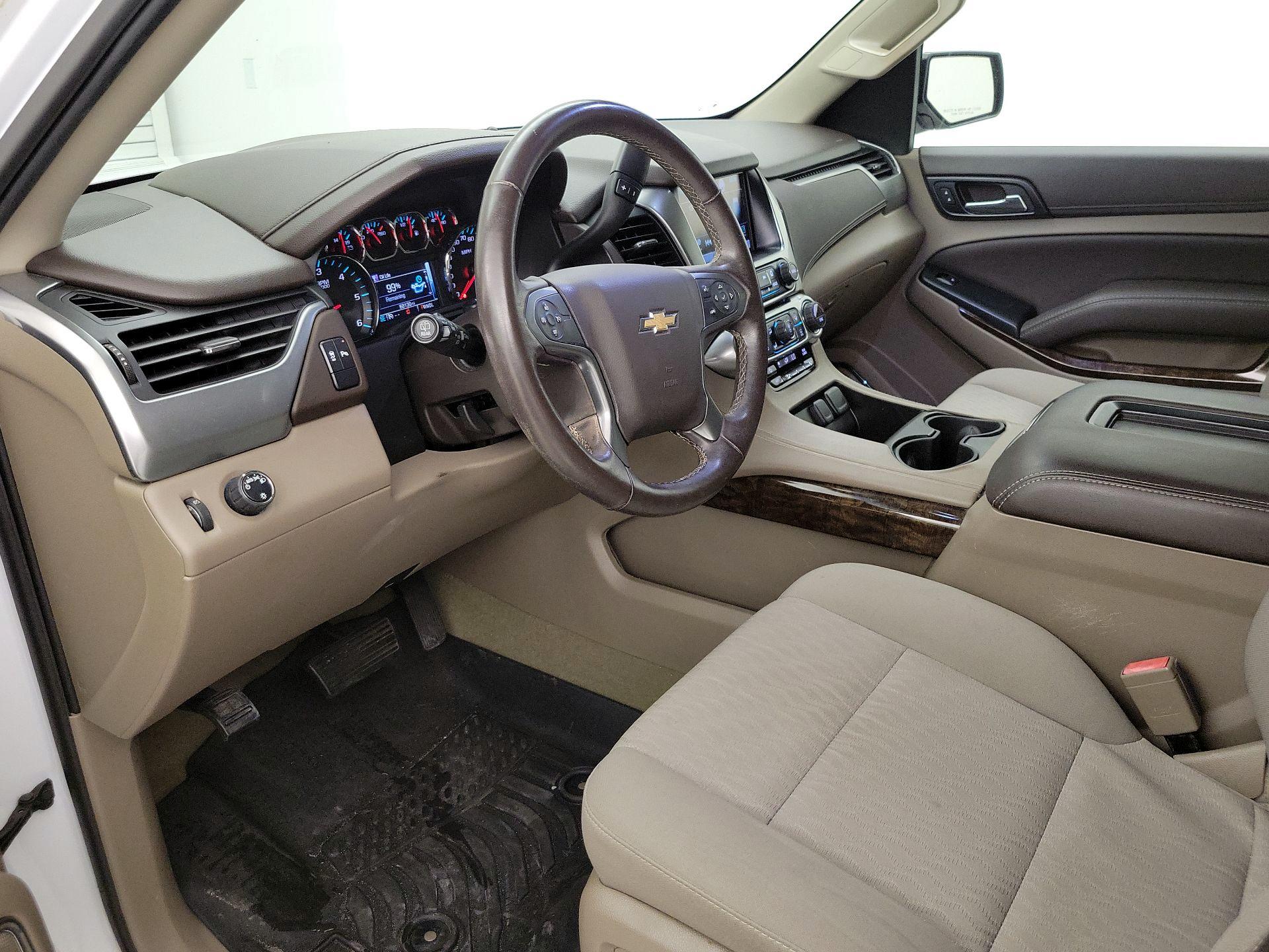 Thumbnail: 2017 Chevrolet Suburban - 11