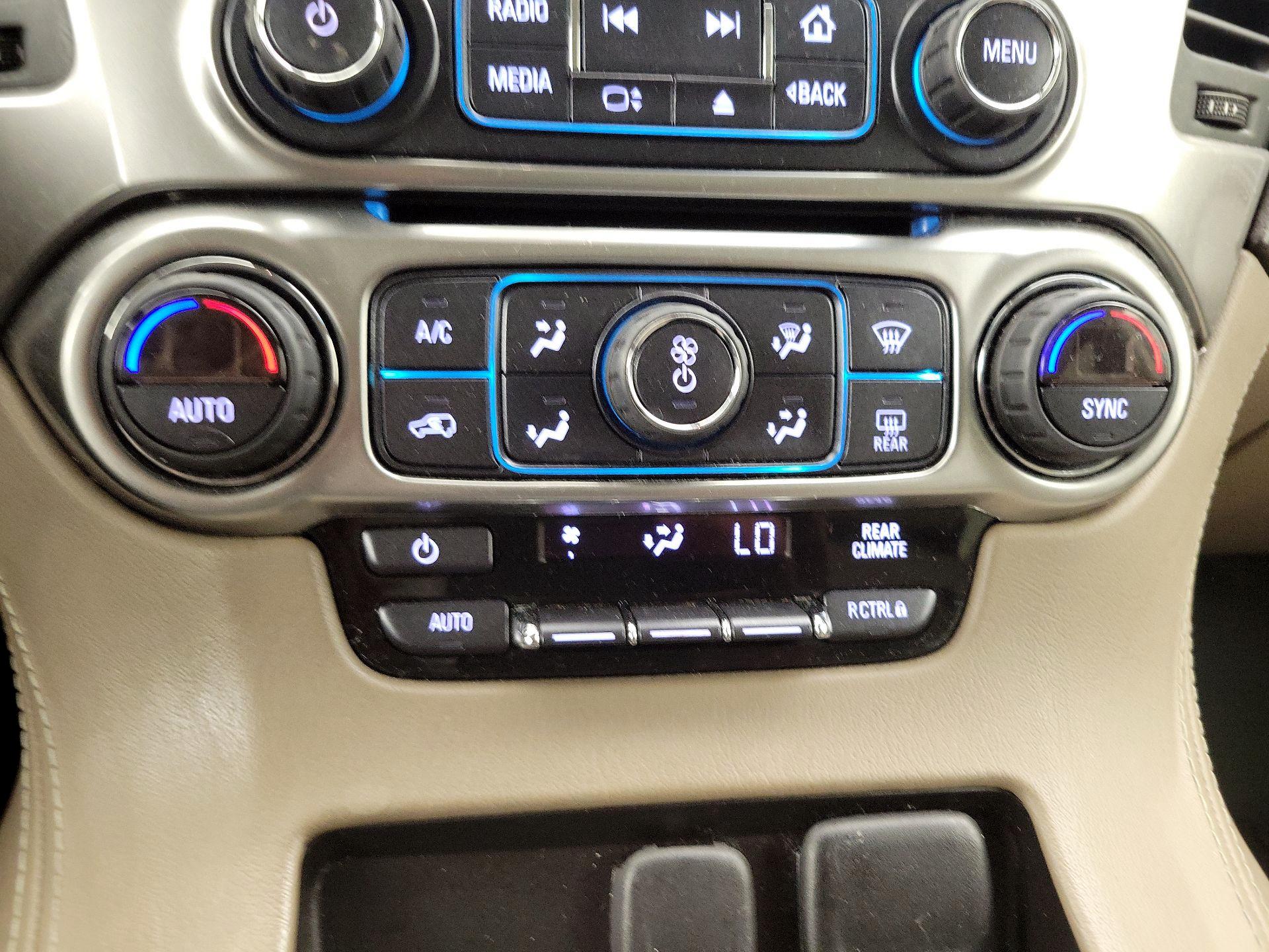Thumbnail: 2017 Chevrolet Suburban - 16
