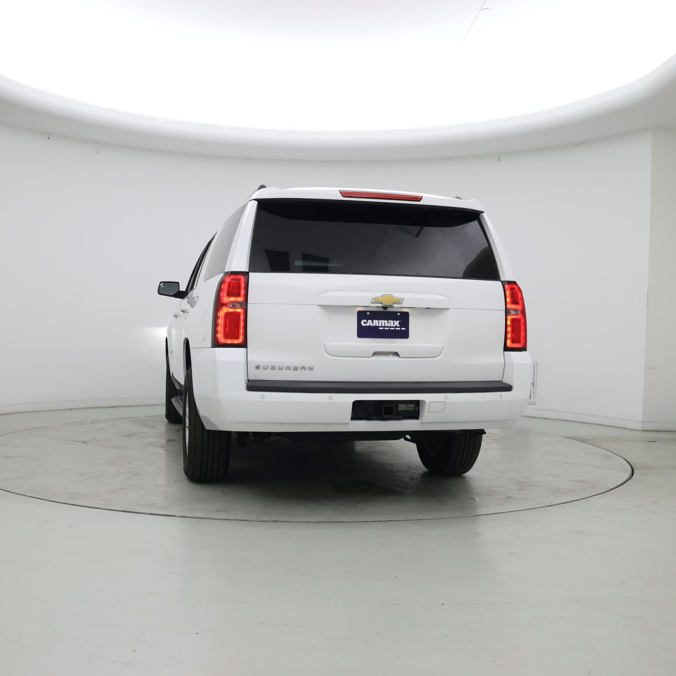 Thumbnail: 2017 Chevrolet Suburban - 6