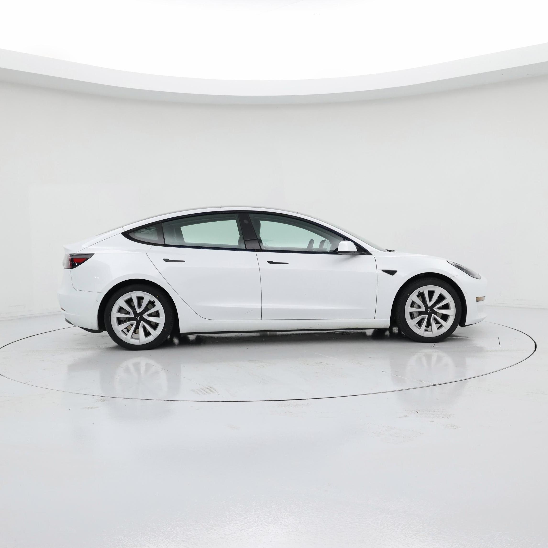 Thumbnail: 2021 Tesla Model 3 - 7