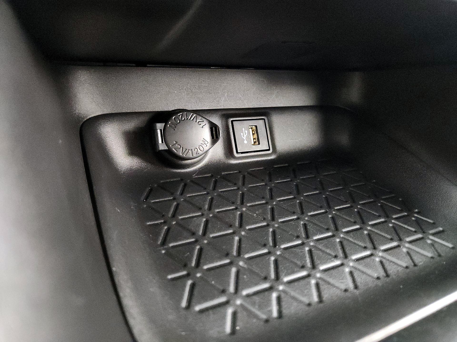 Thumbnail: 2023 Toyota RAV4 - 19