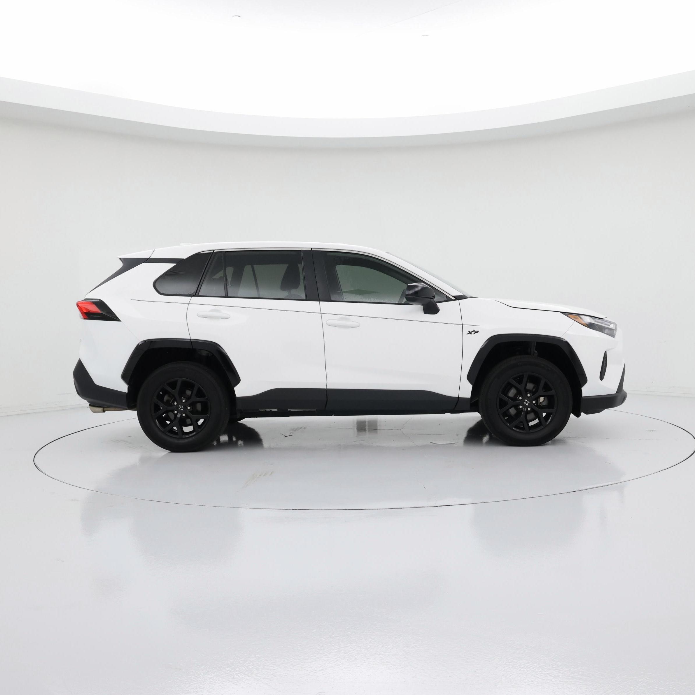 Thumbnail: 2023 Toyota RAV4 - 7