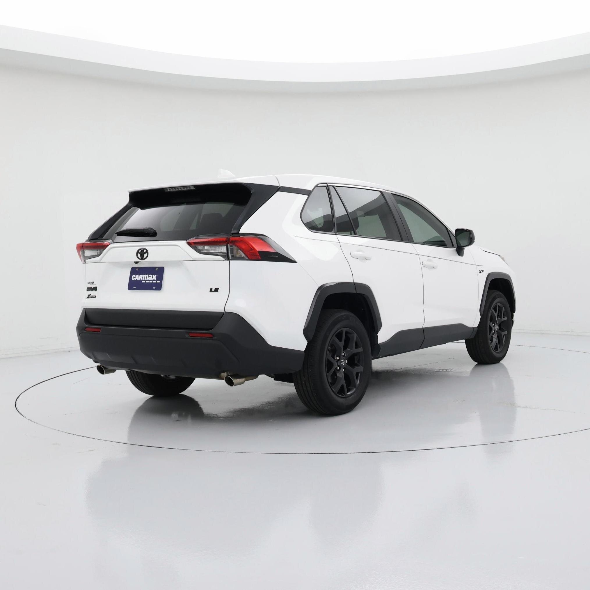 Thumbnail: 2023 Toyota RAV4 - 8