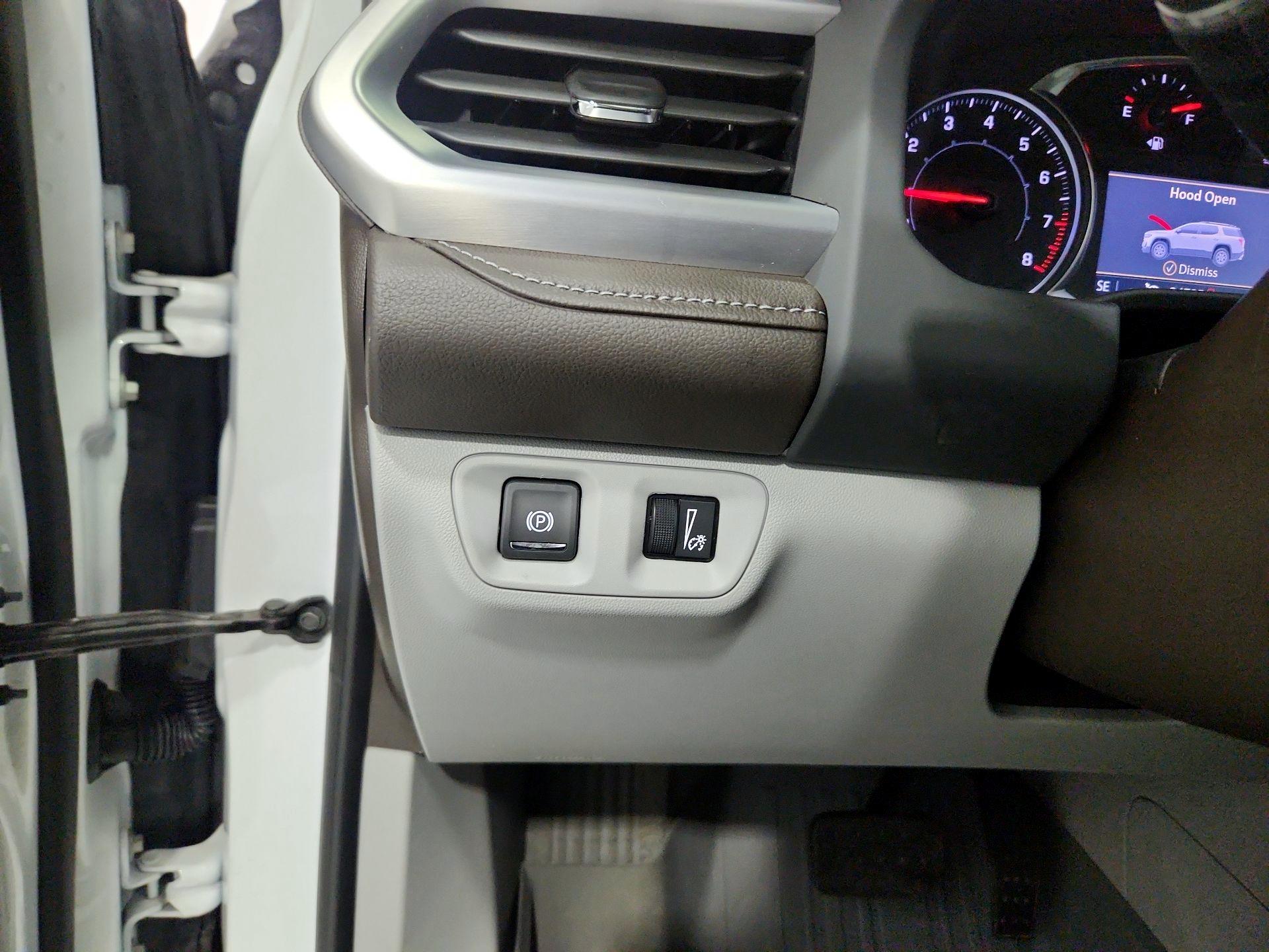 Thumbnail: 2023 GMC Acadia - 13