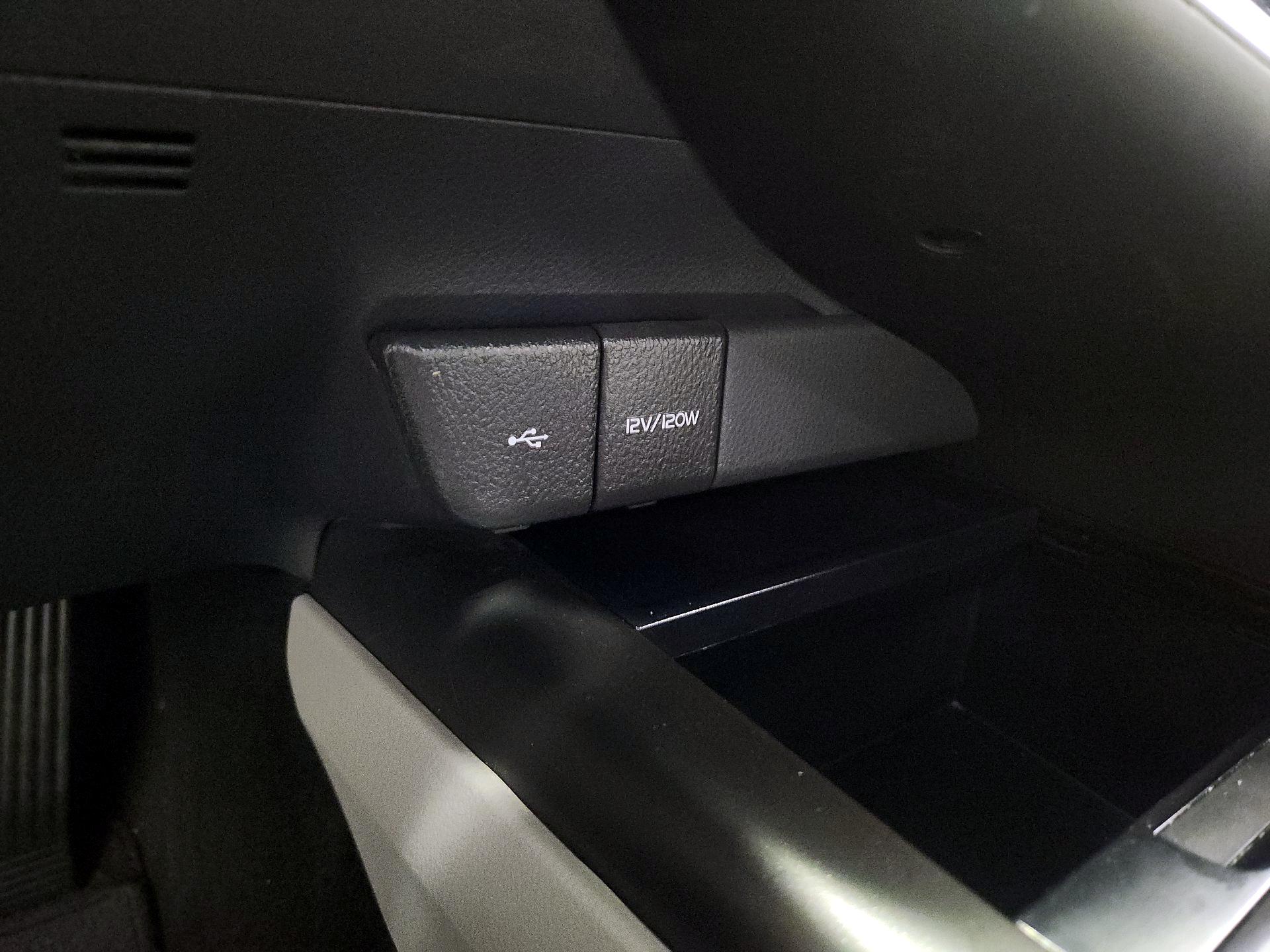 Thumbnail: 2023 Toyota Camry - 18