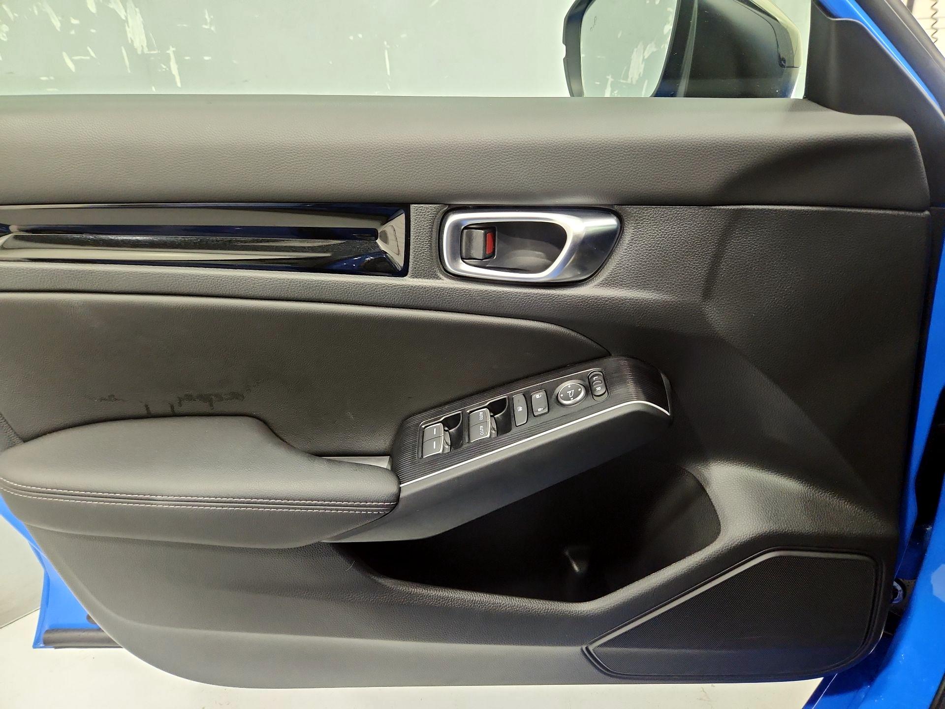 Thumbnail: 2025 Honda Civic - 12