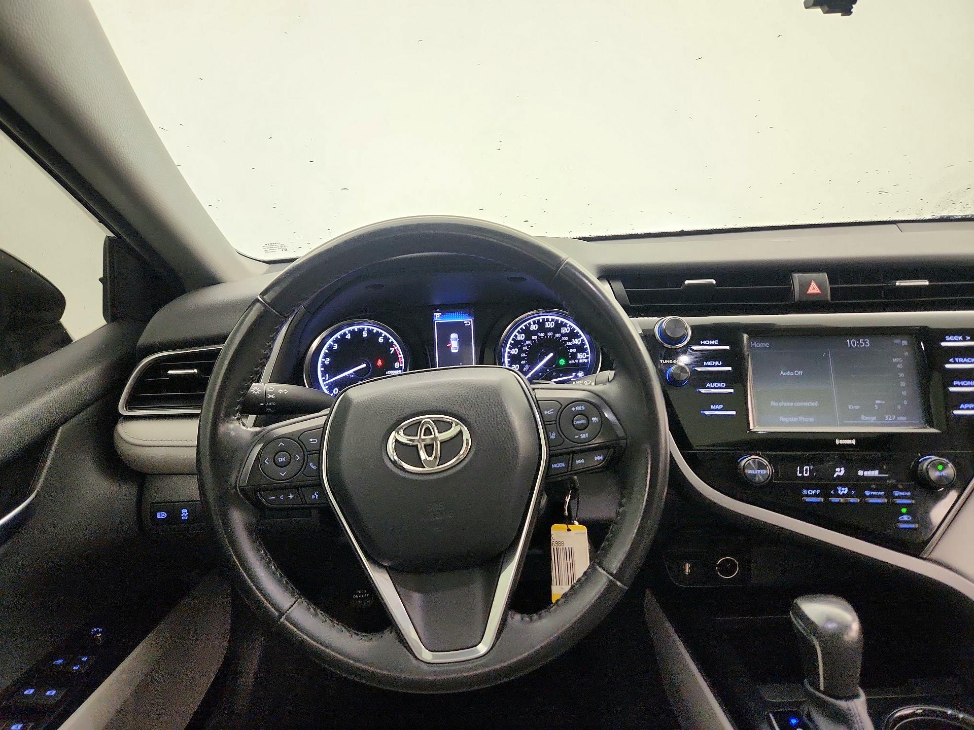 Thumbnail: 2020 Toyota Camry - 10