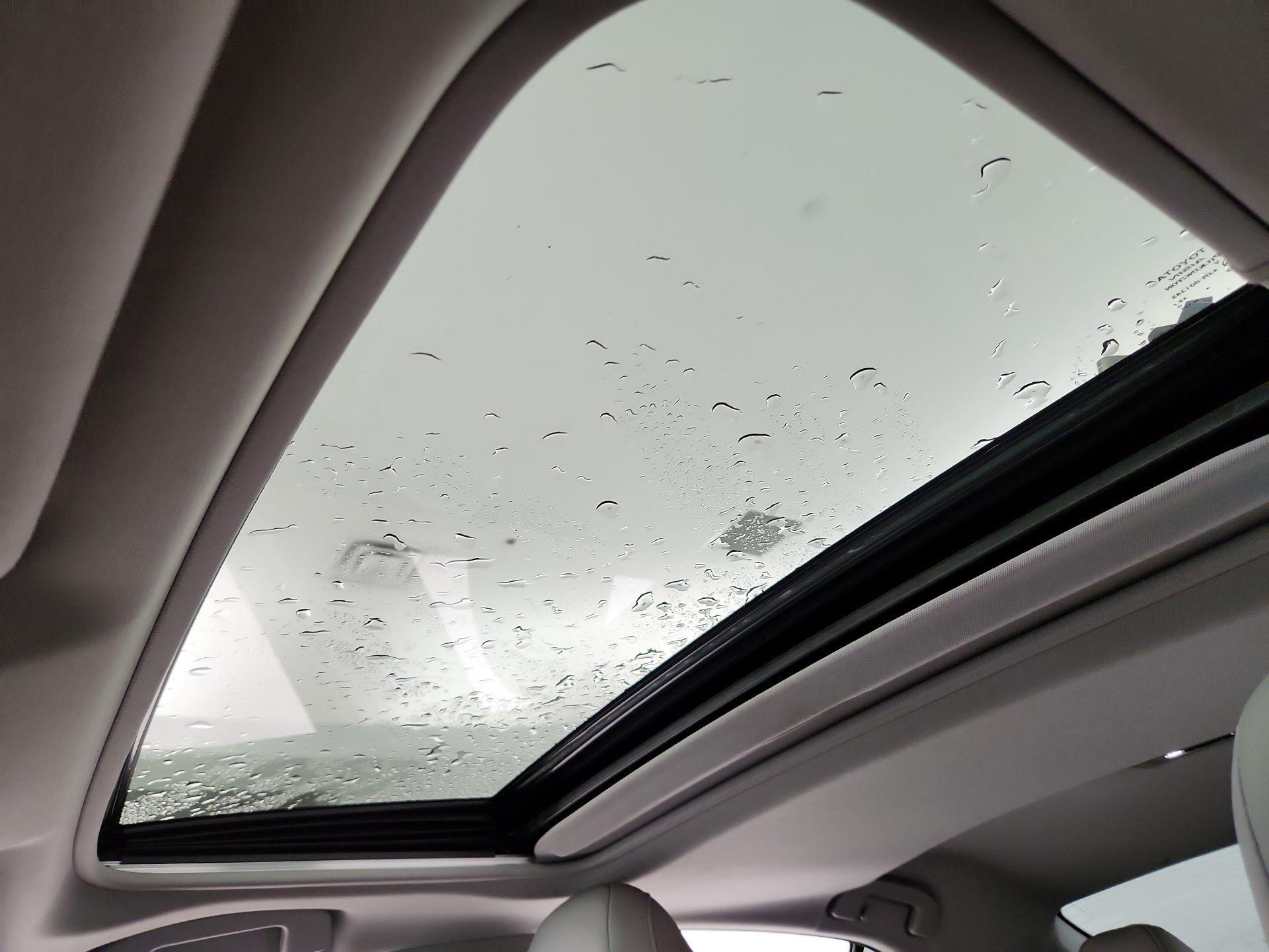 Thumbnail: 2020 Toyota Camry - 19