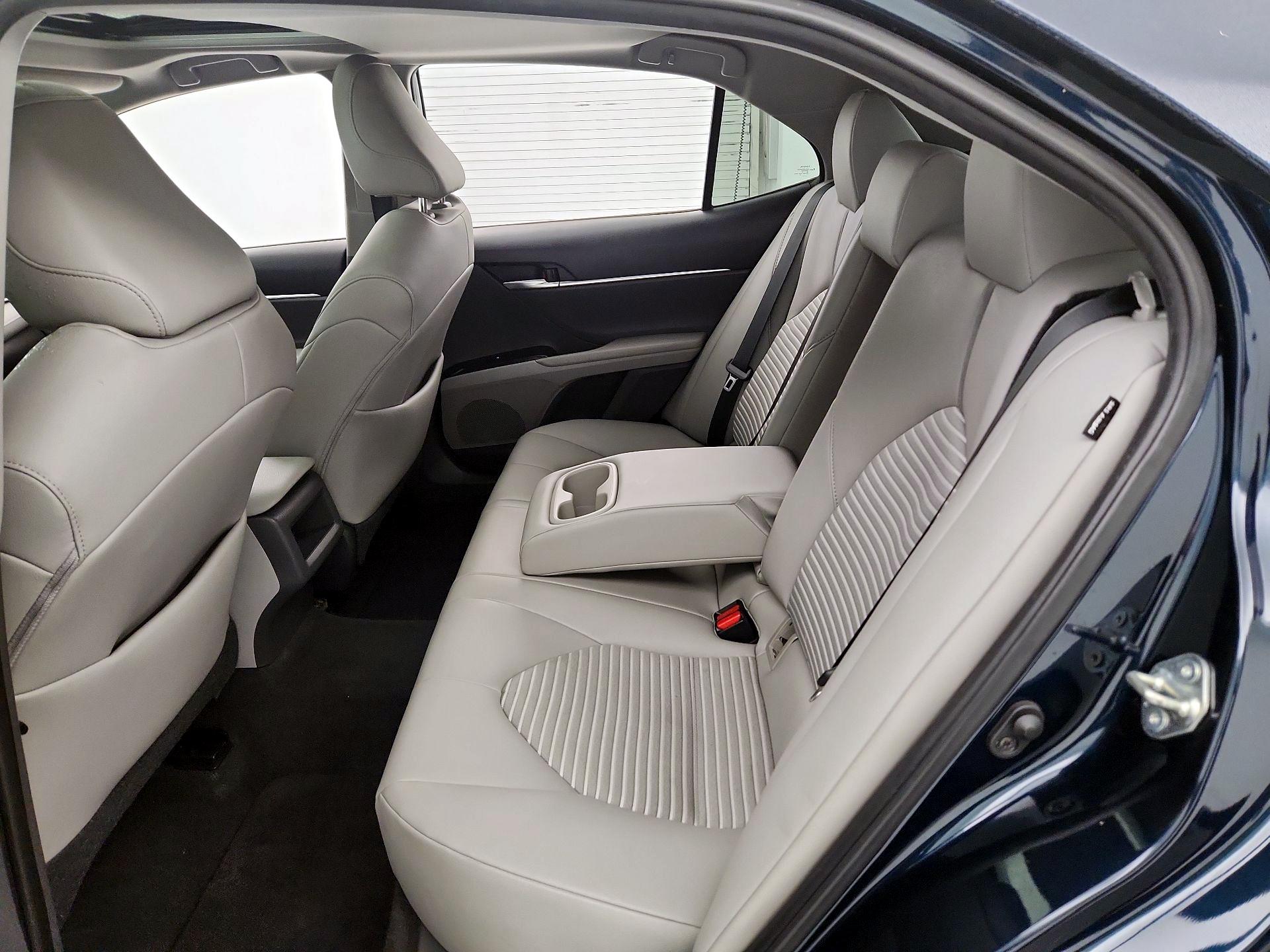 Thumbnail: 2020 Toyota Camry - 20