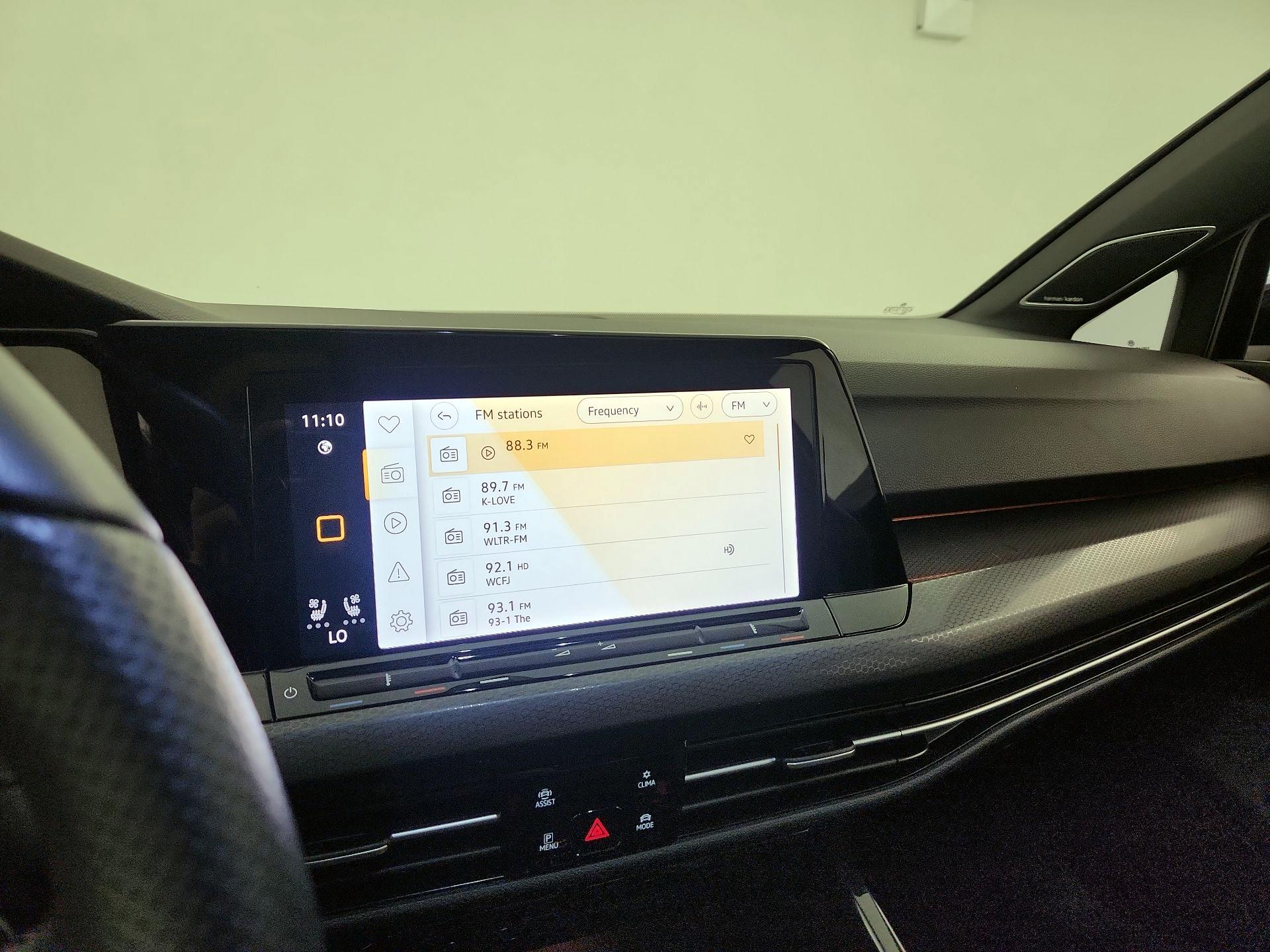 Thumbnail: 2023 Volkswagen Golf - 15