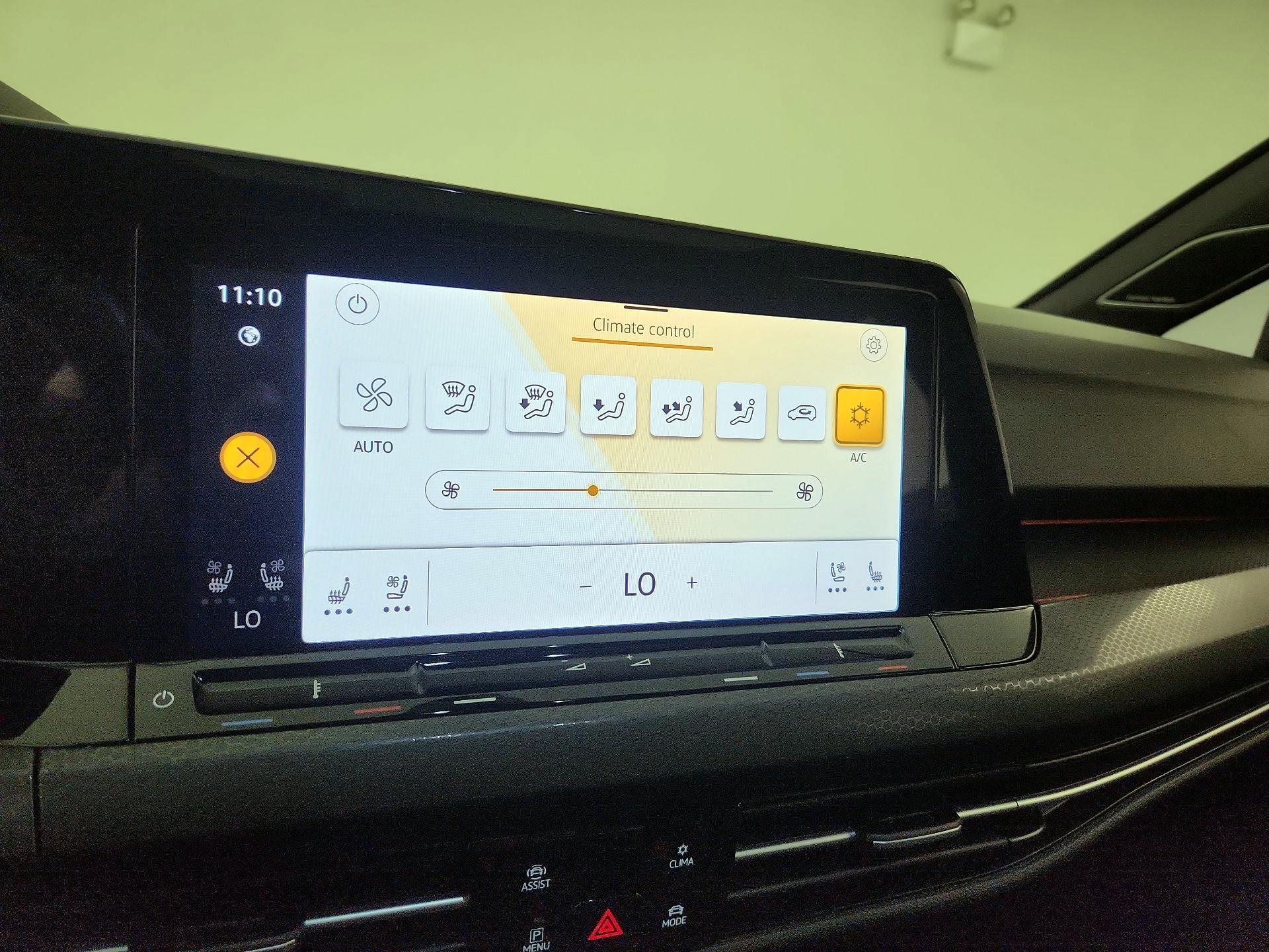 Thumbnail: 2023 Volkswagen Golf - 16