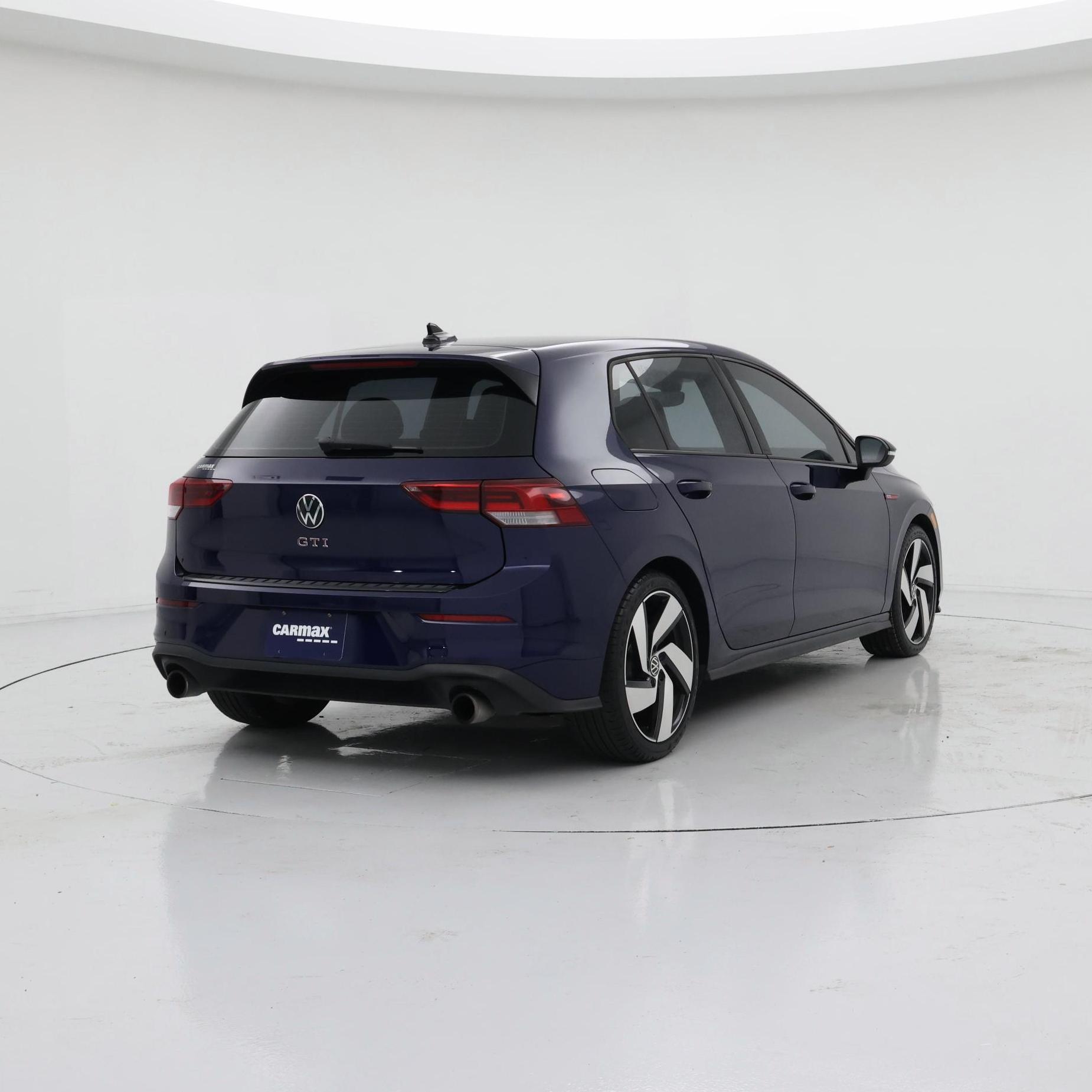 Thumbnail: 2023 Volkswagen Golf - 8