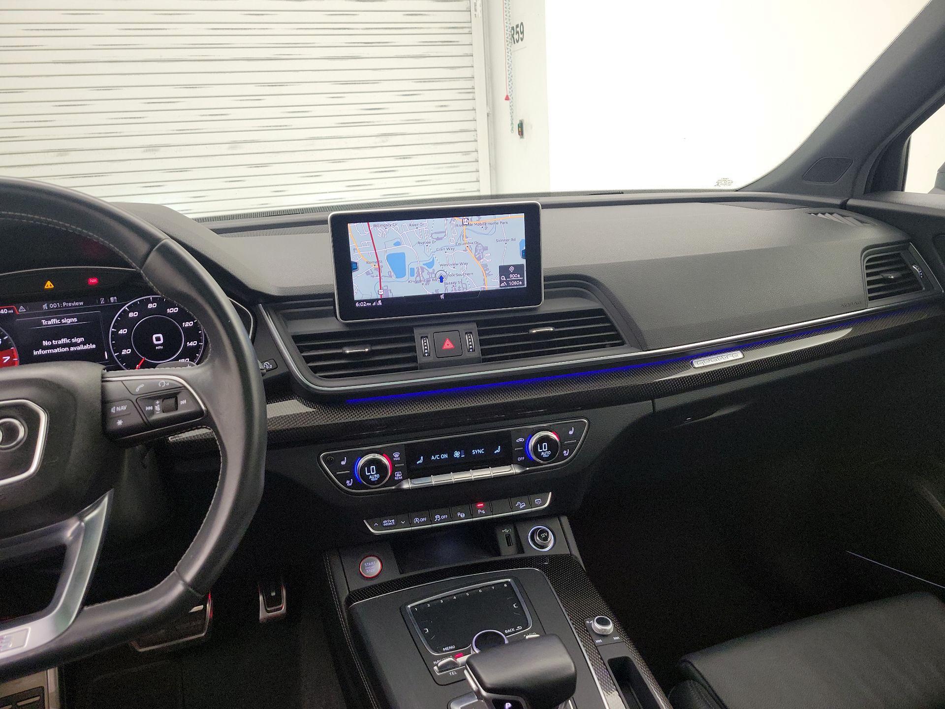 Thumbnail: 2019 Audi SQ5 - 9