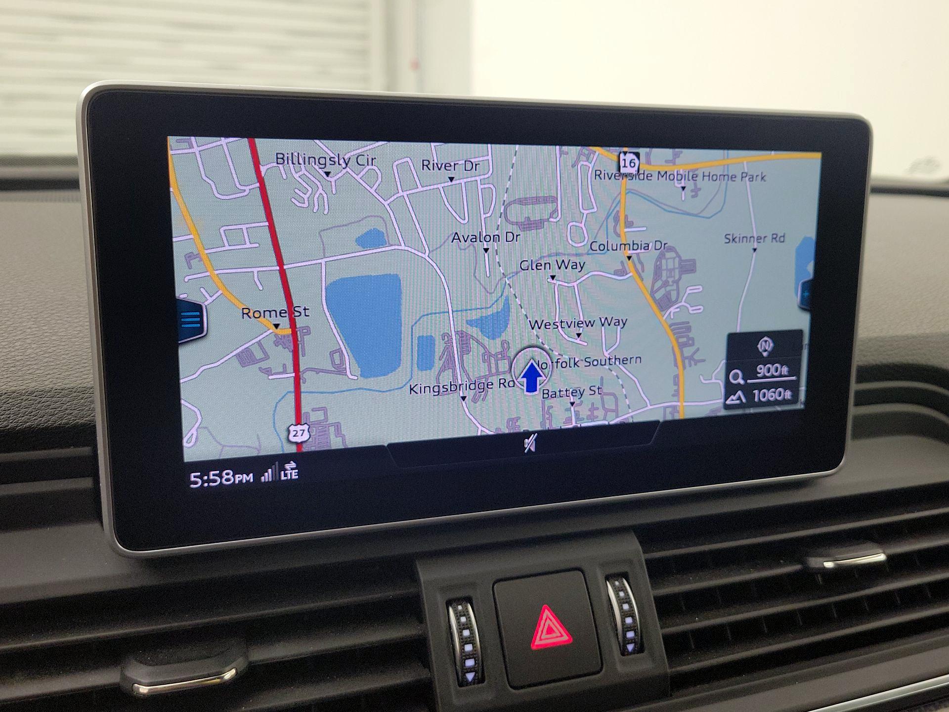 Thumbnail: 2019 Audi SQ5 - 14