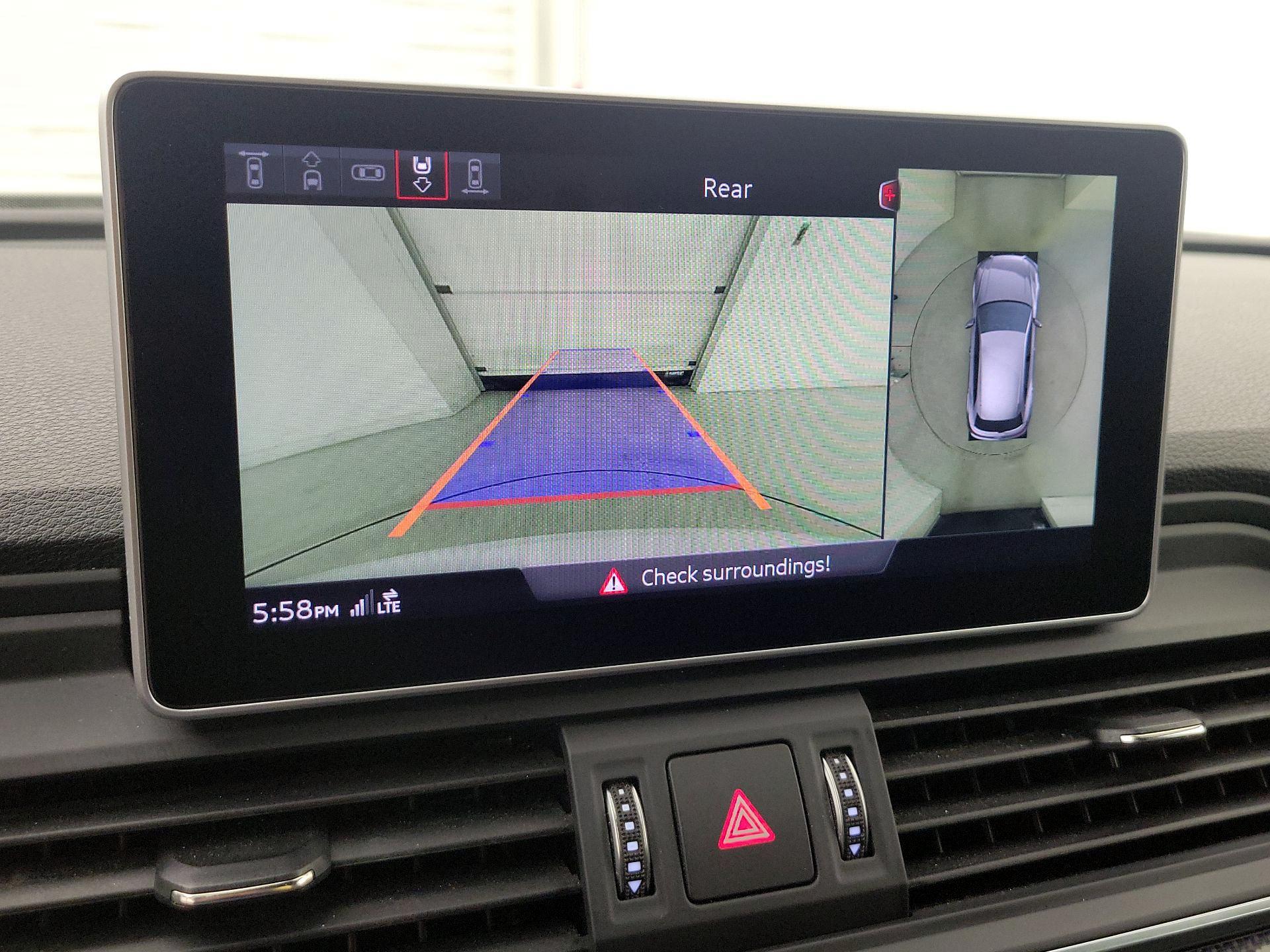 Thumbnail: 2019 Audi SQ5 - 15