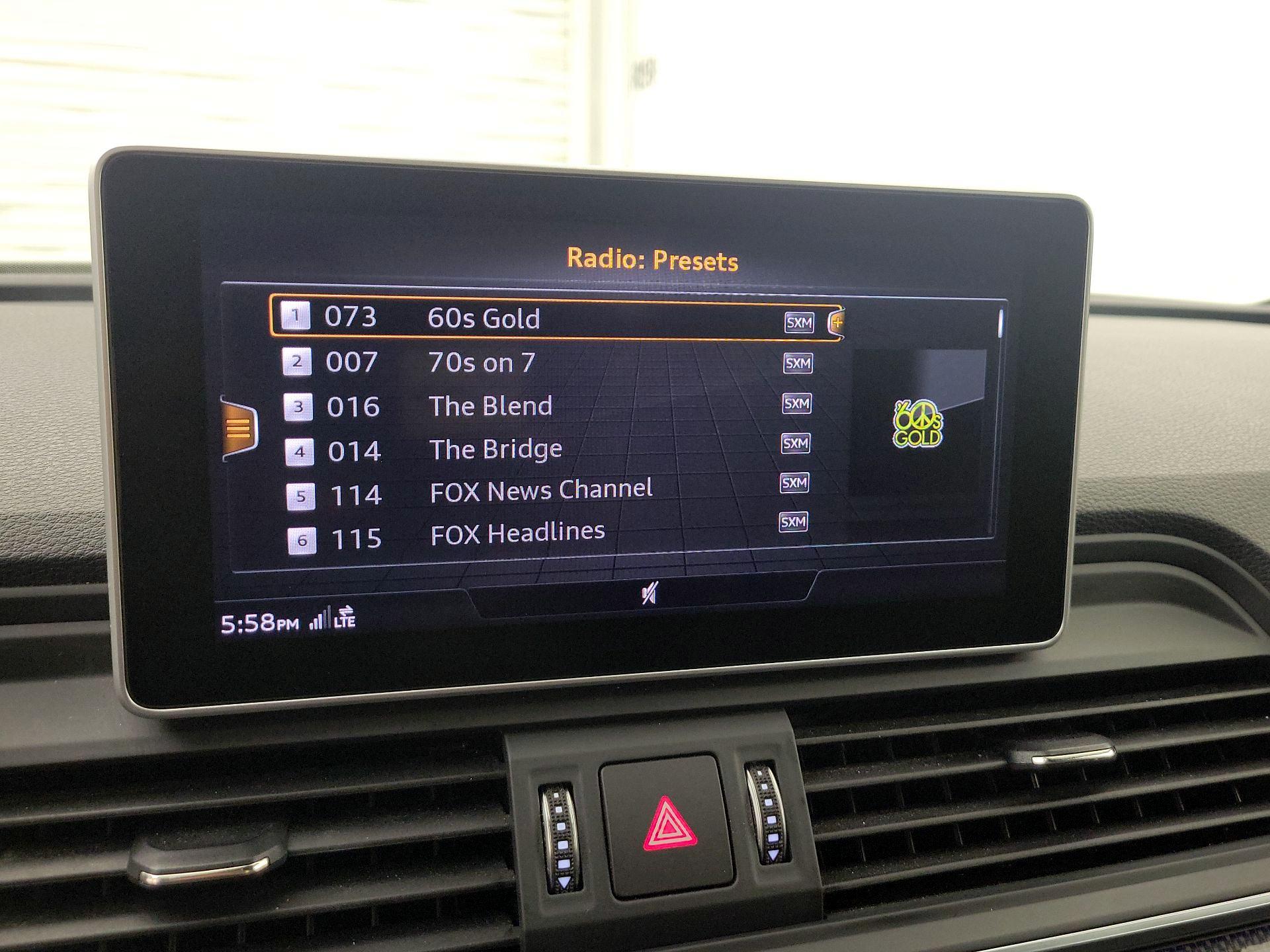 Thumbnail: 2019 Audi SQ5 - 16