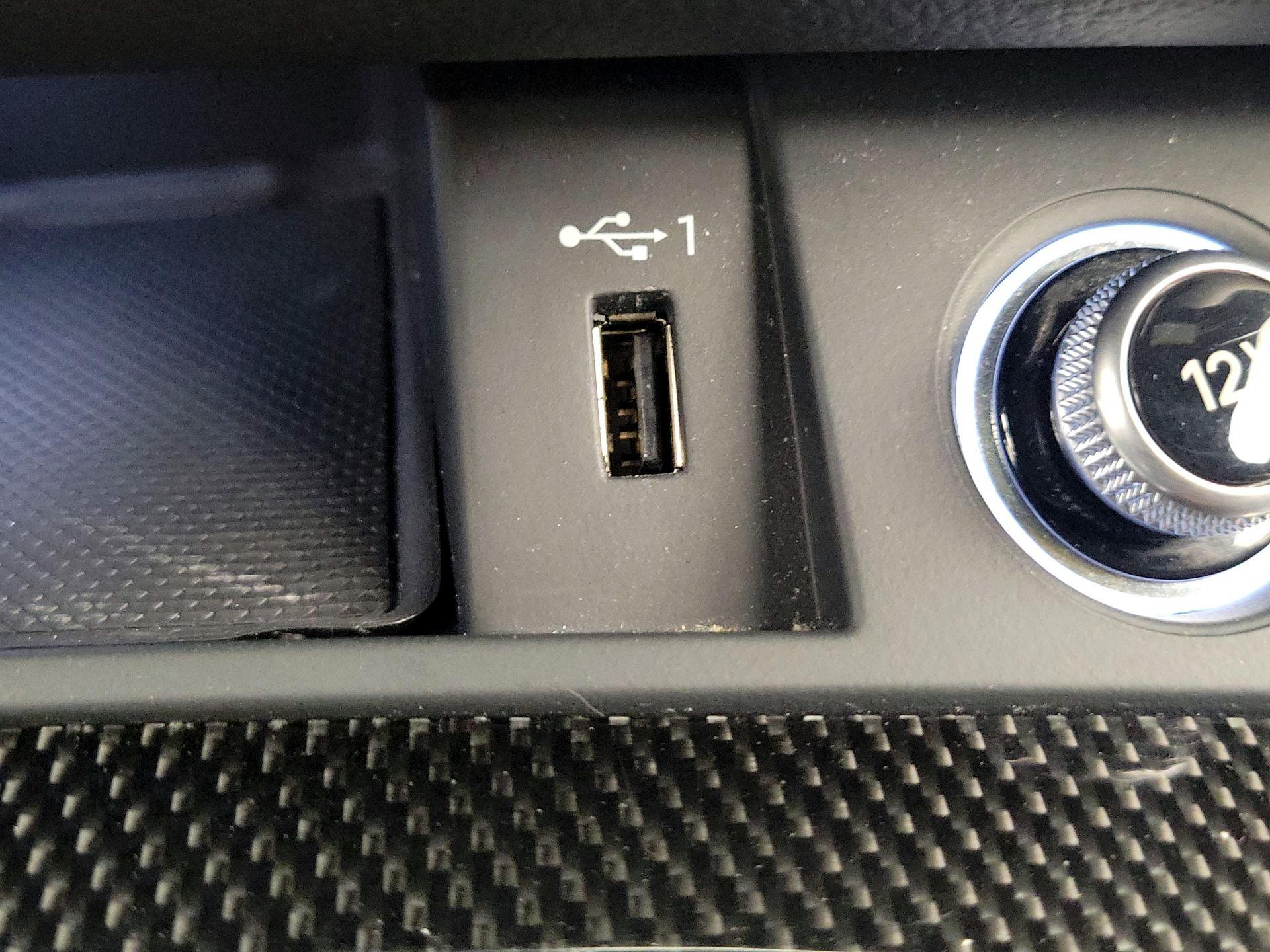 Thumbnail: 2019 Audi SQ5 - 19