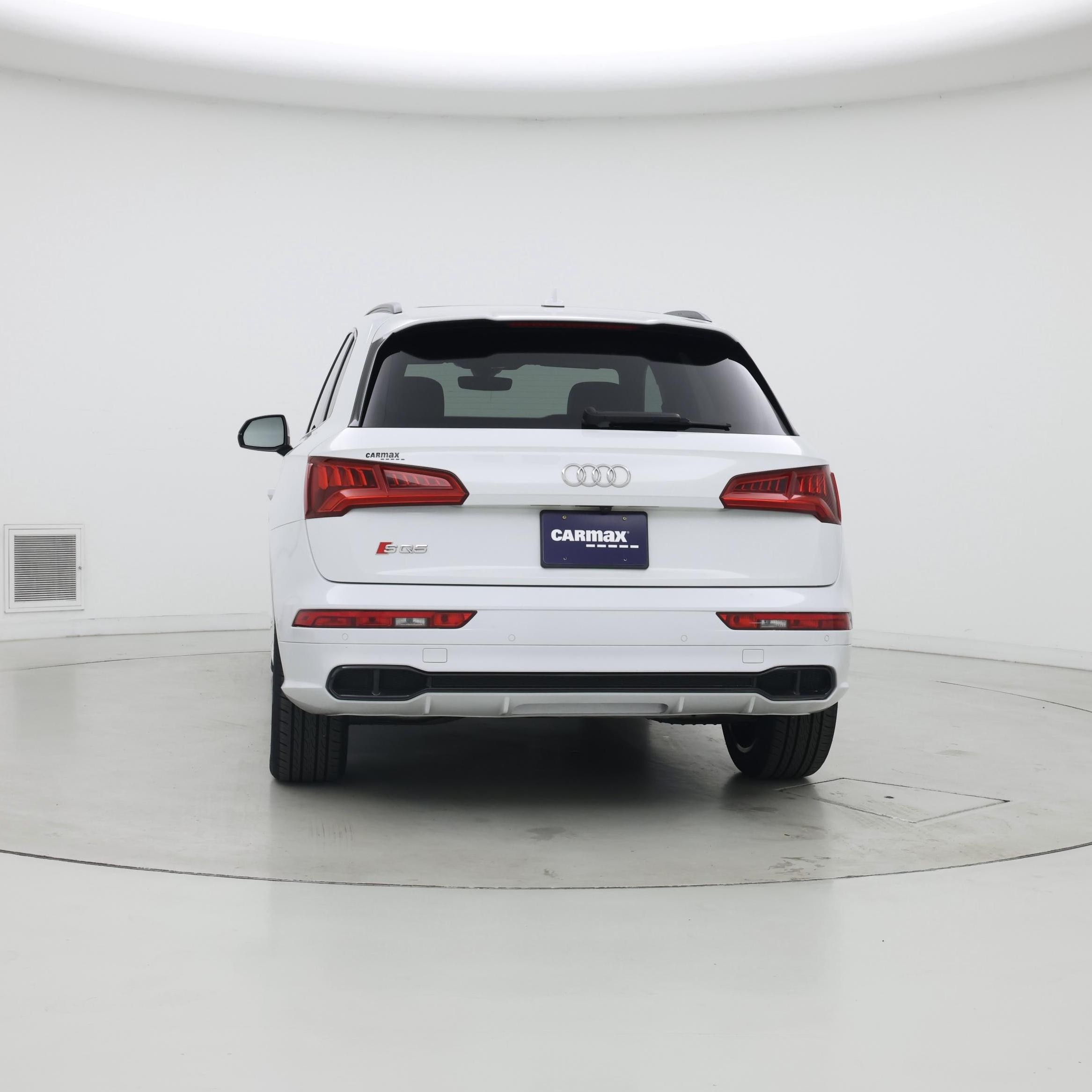 Thumbnail: 2019 Audi SQ5 - 6