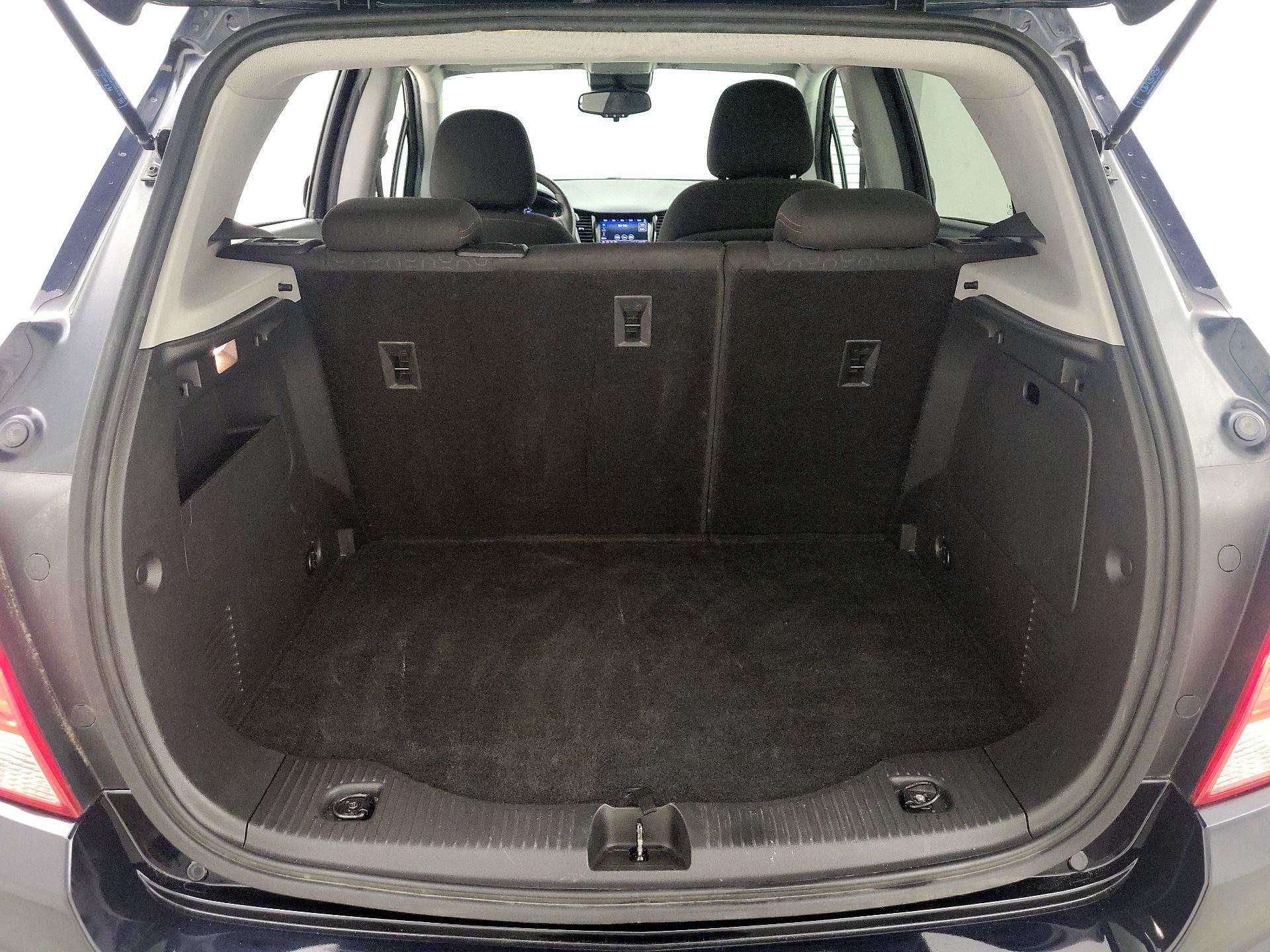 Thumbnail: 2021 Chevrolet Trax - 20