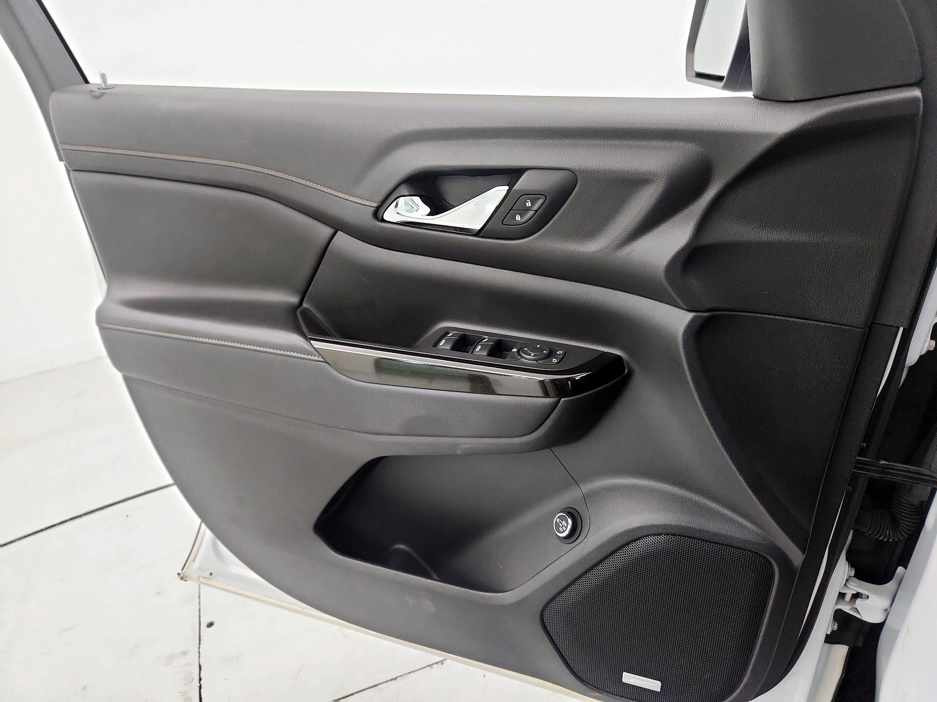 Thumbnail: 2020 GMC Acadia - 12