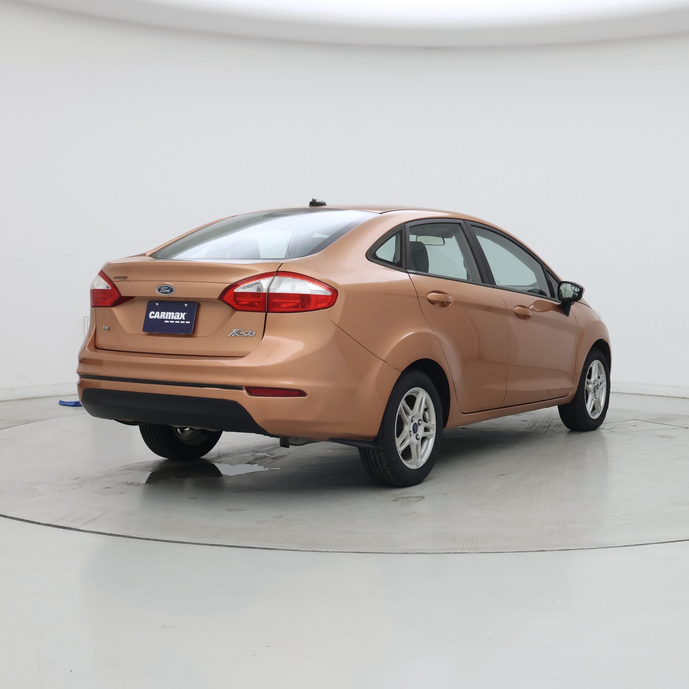 Thumbnail: 2017 Ford Fiesta - 8