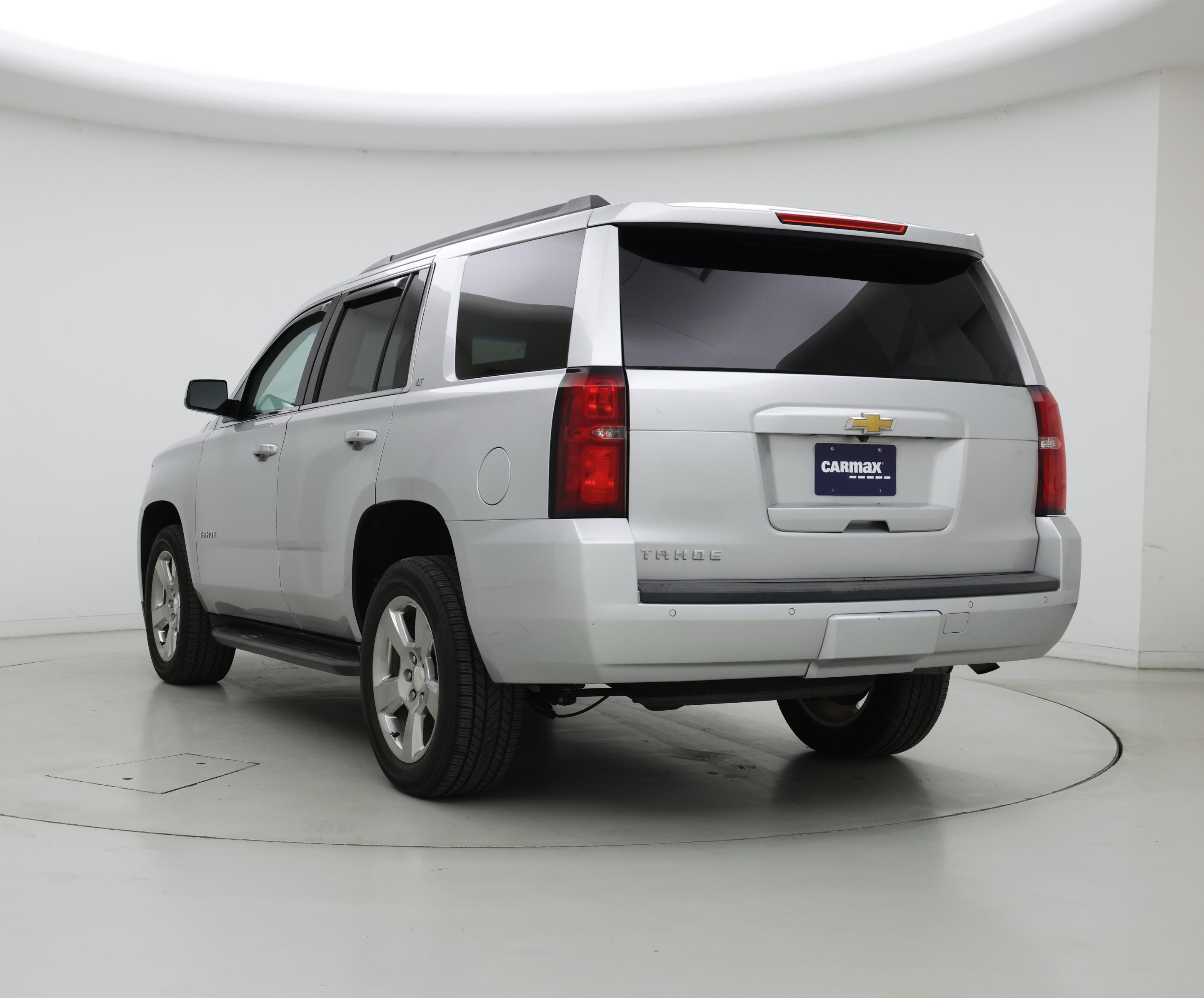 Thumbnail: 2019 Chevrolet Tahoe - 2