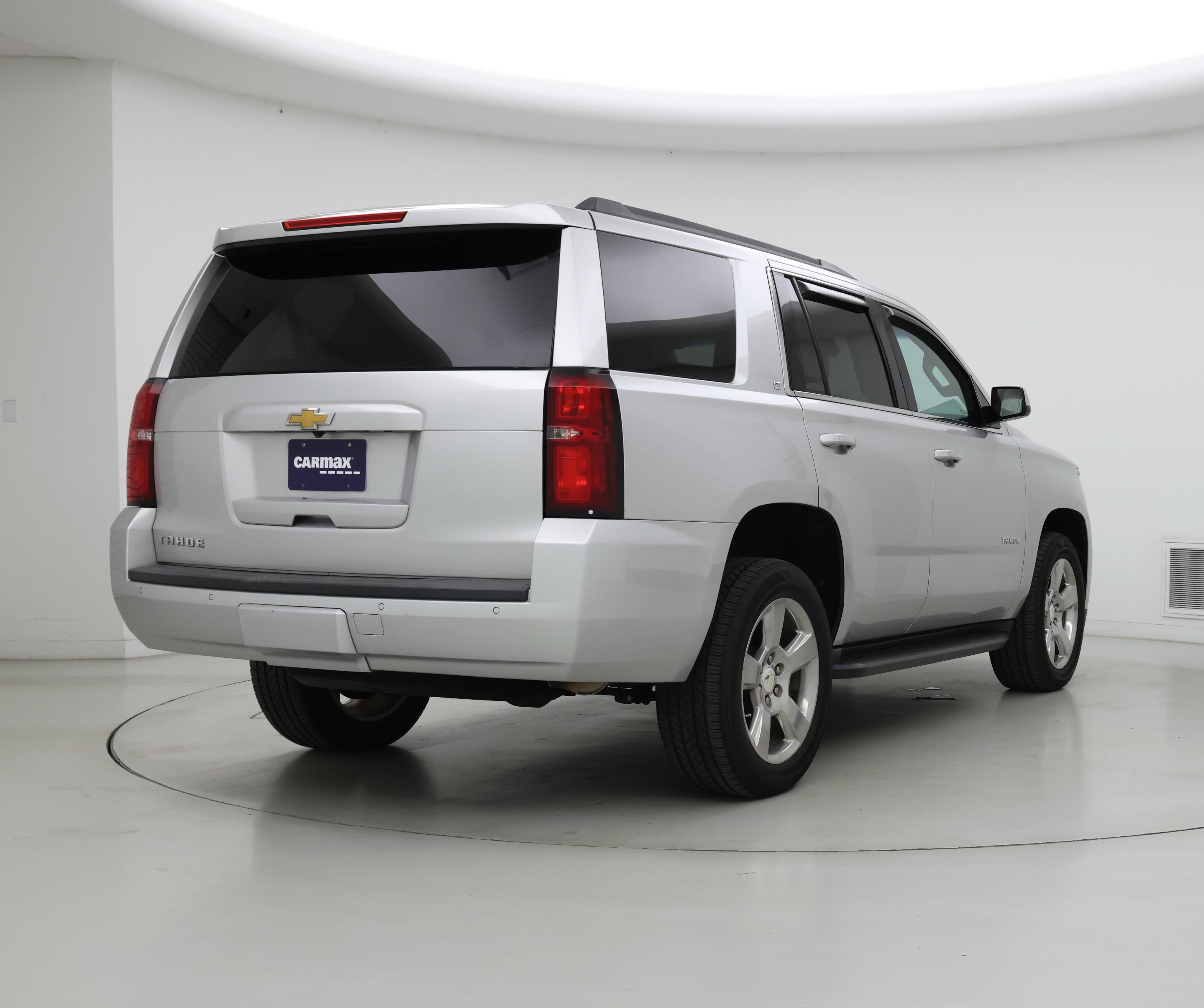 Thumbnail: 2019 Chevrolet Tahoe - 8