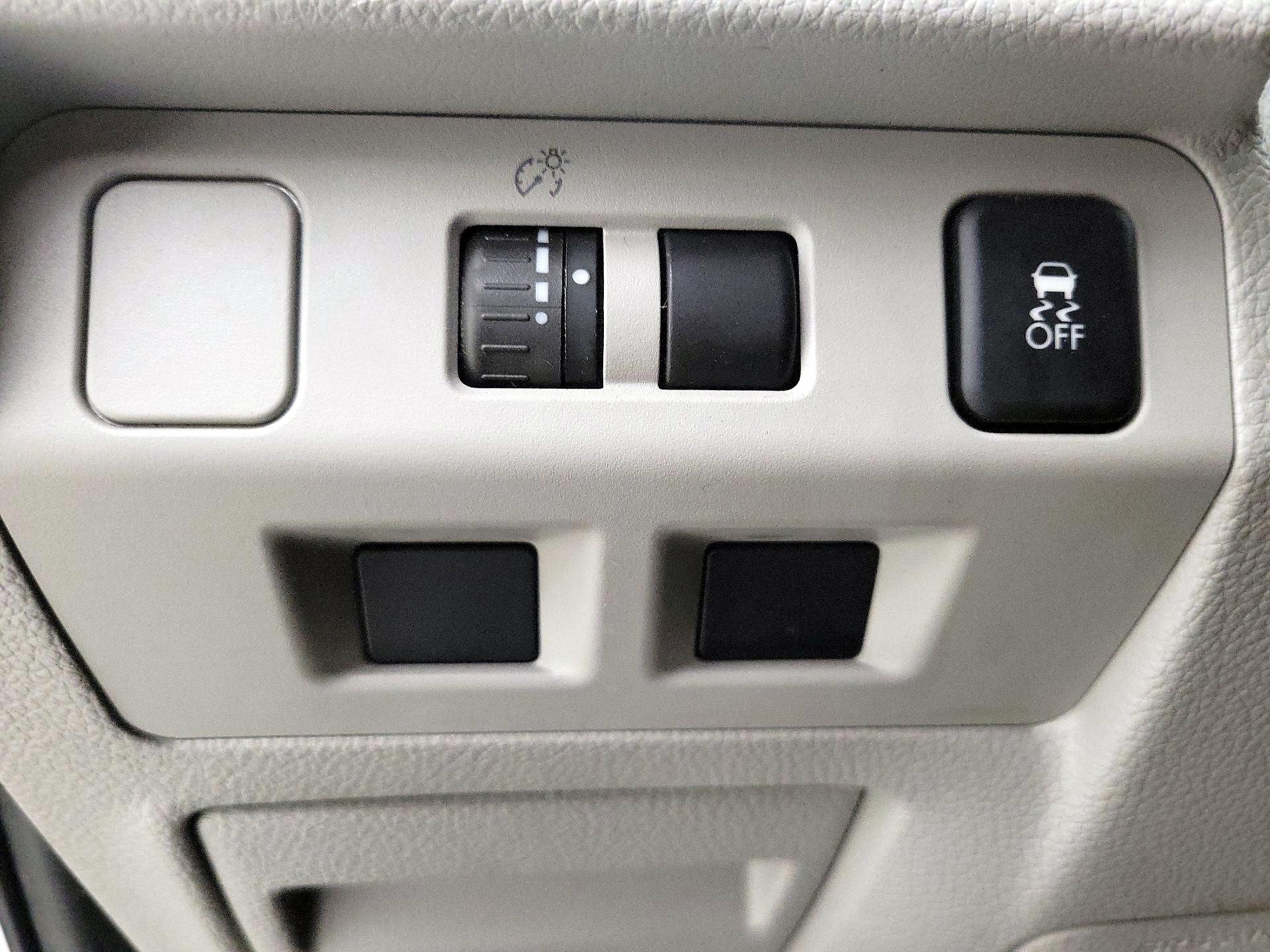 Thumbnail: 2015 Subaru Forester - 13