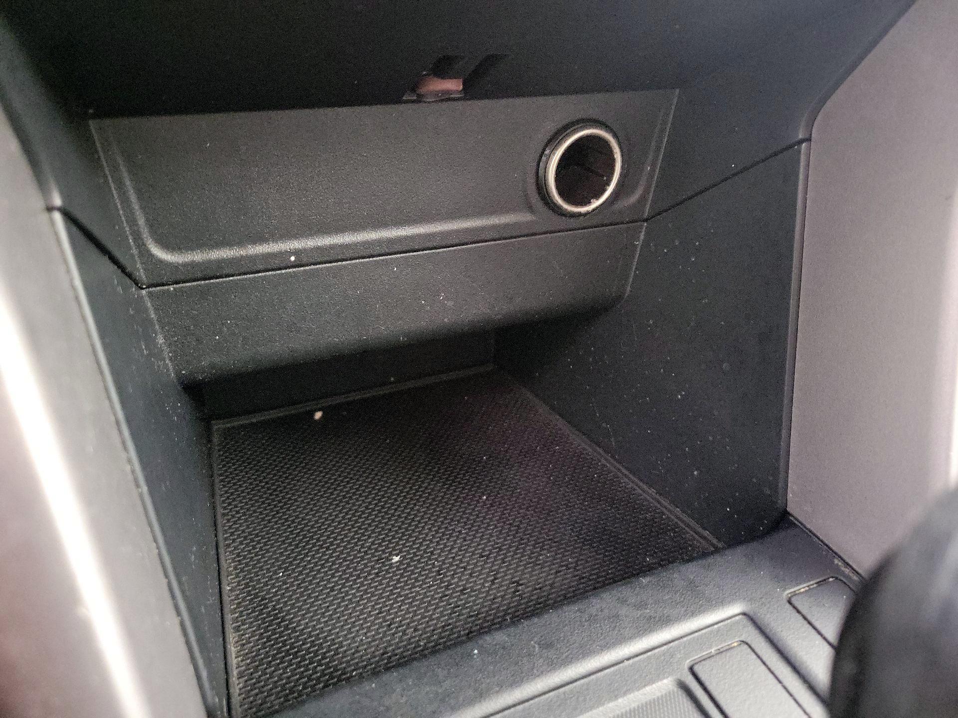 Thumbnail: 2015 Subaru Forester - 18