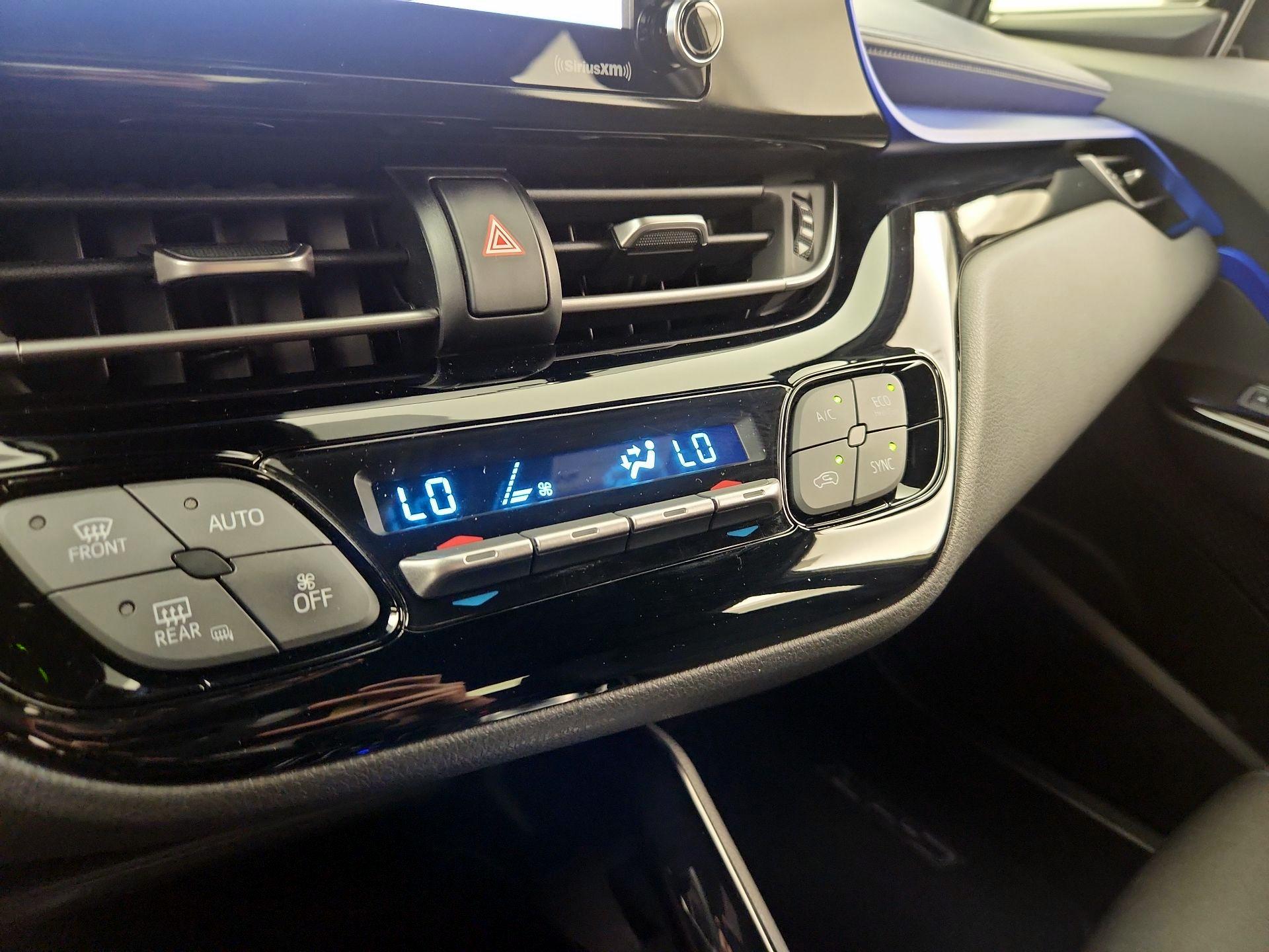 Thumbnail: 2021 Toyota C-HR - 16