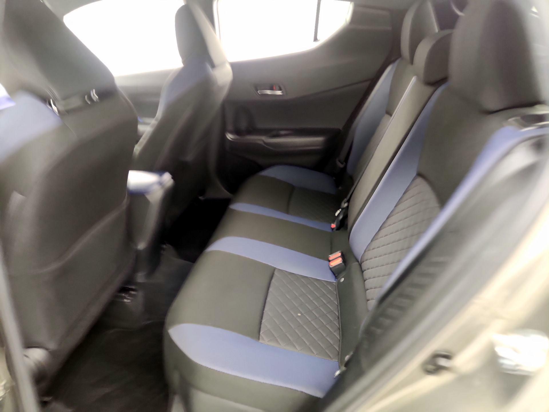 Thumbnail: 2021 Toyota C-HR - 19