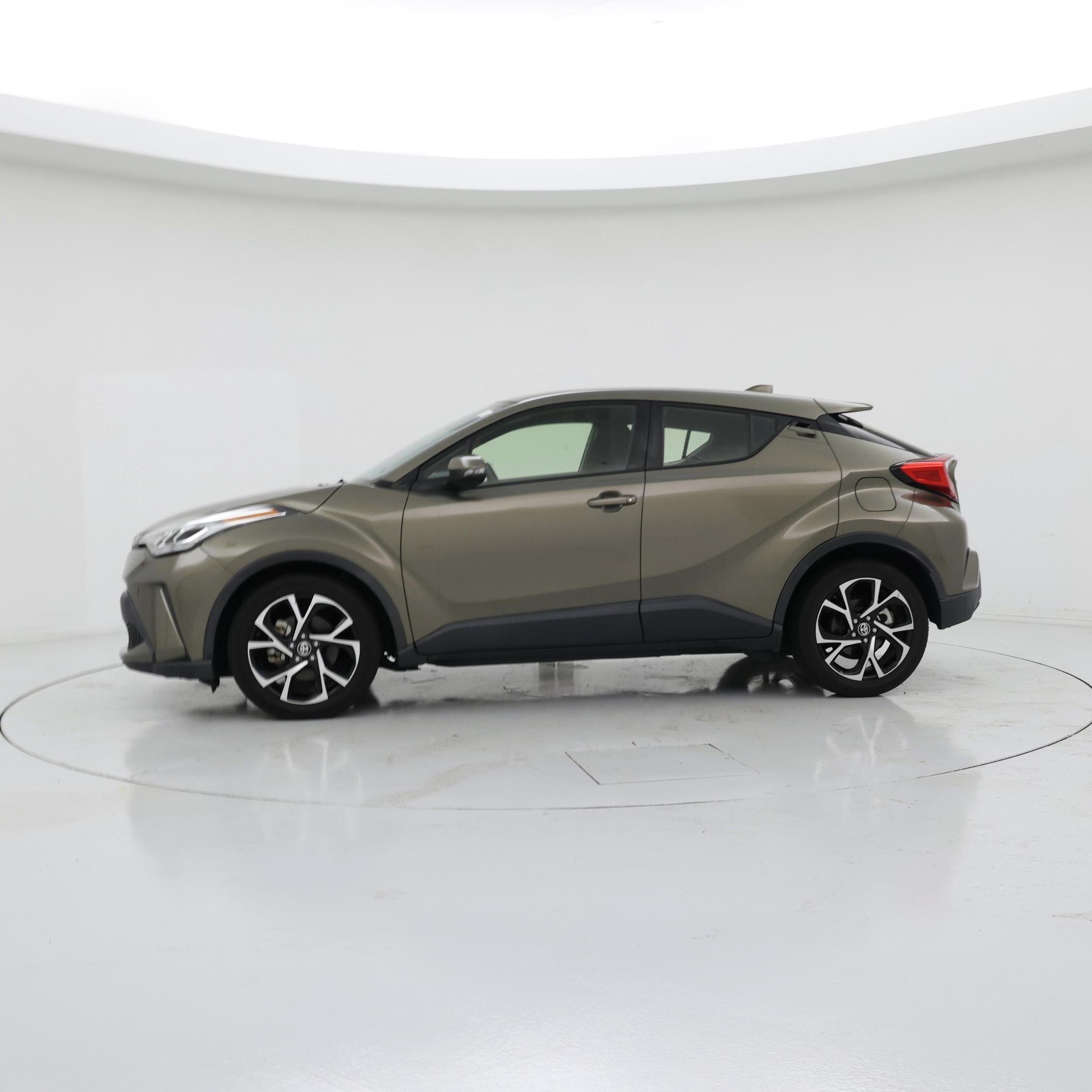 Thumbnail: 2021 Toyota C-HR - 3