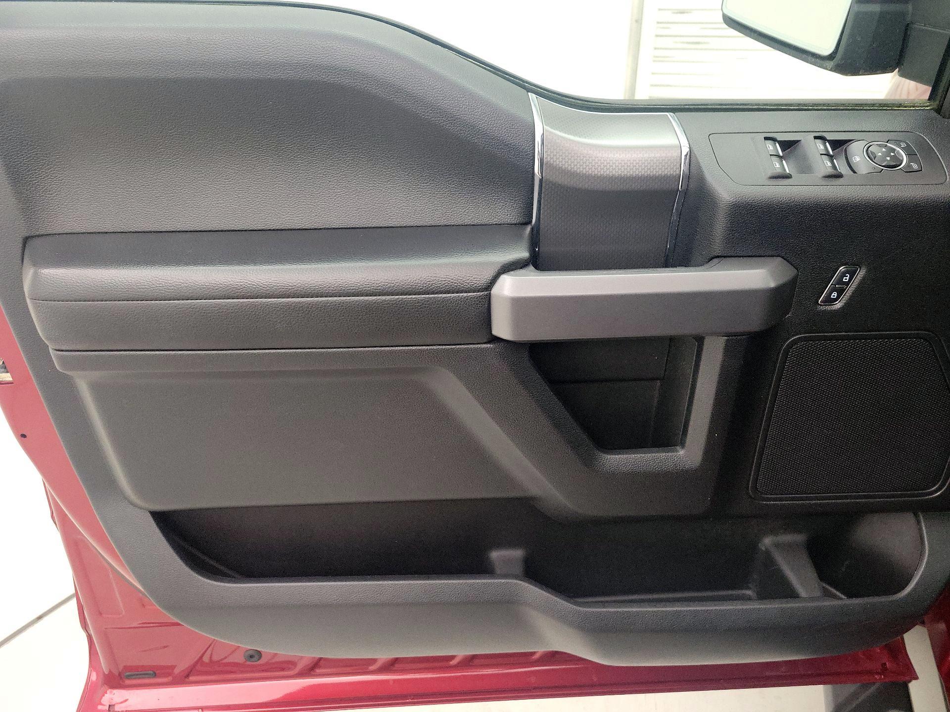 Thumbnail: 2016 Ford F-150 - 12