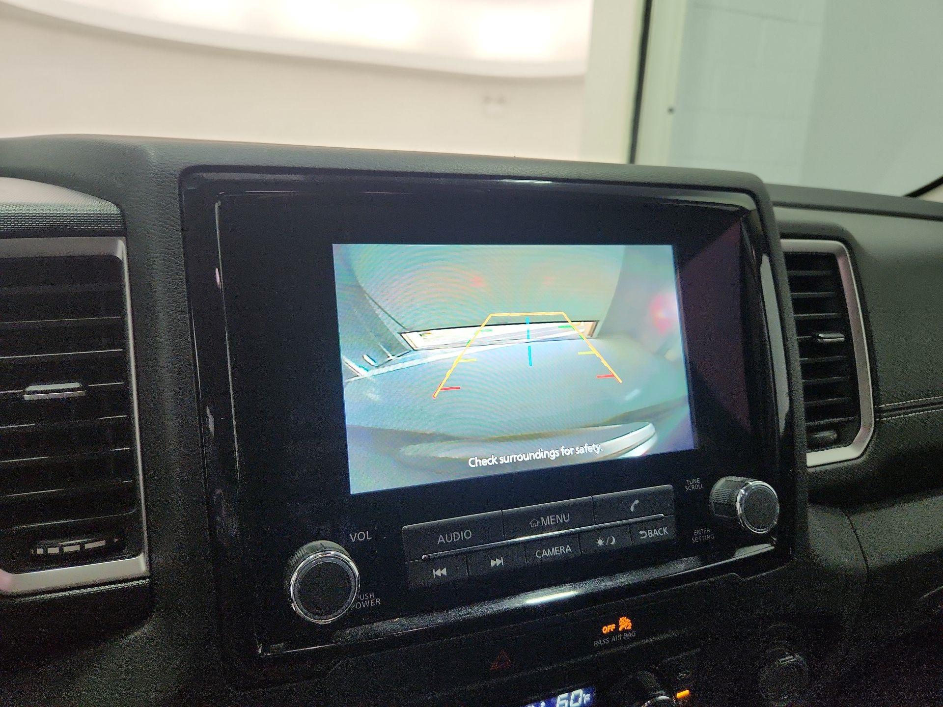 Thumbnail: 2022 Nissan Frontier - 14