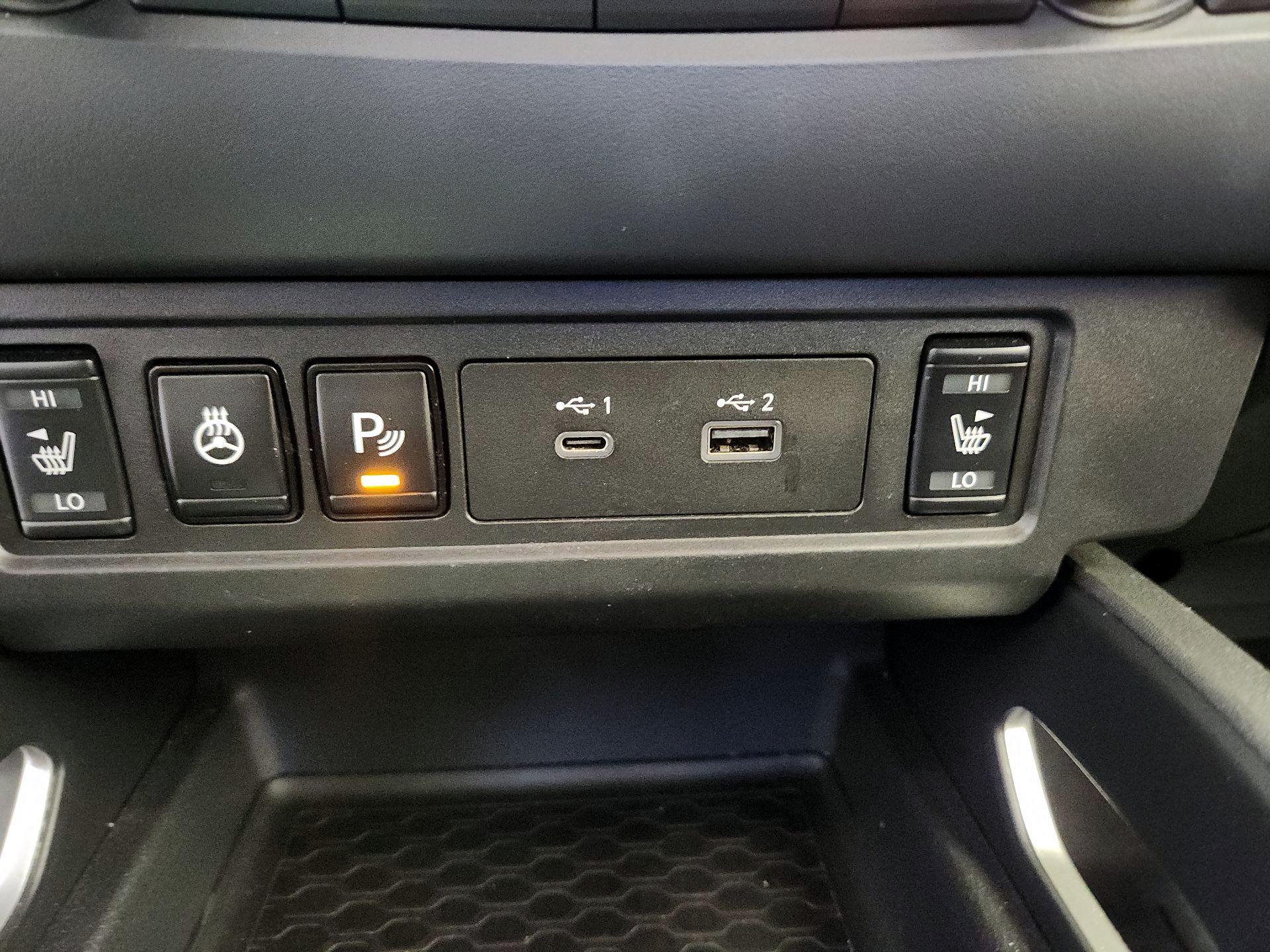 Thumbnail: 2022 Nissan Frontier - 18